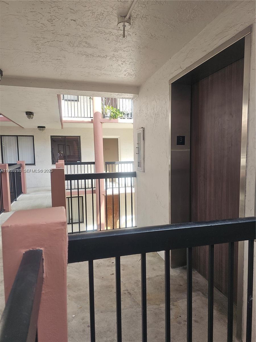 Alameda Tower Condo 4