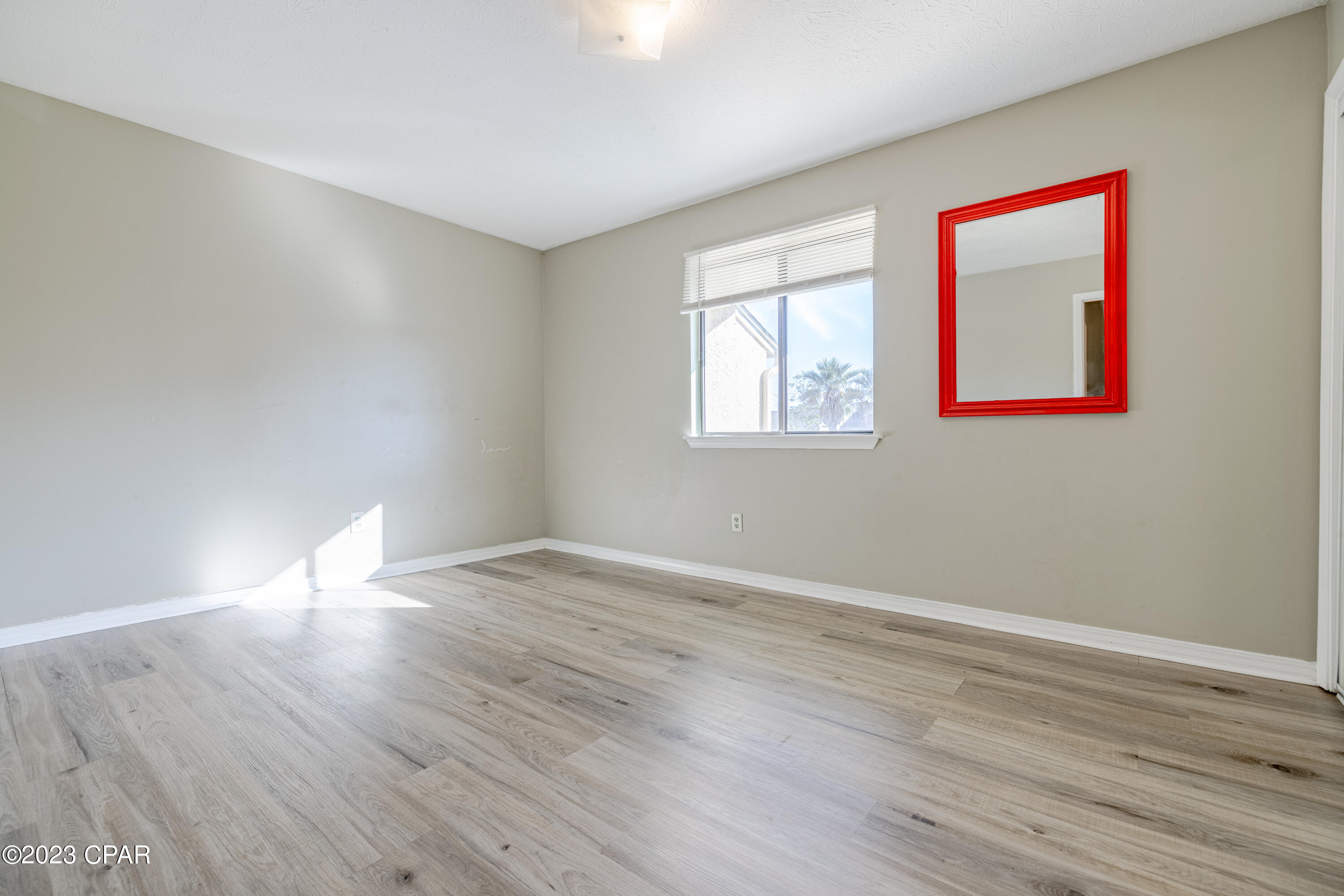 Image 30 For 191 White Sandy Drive