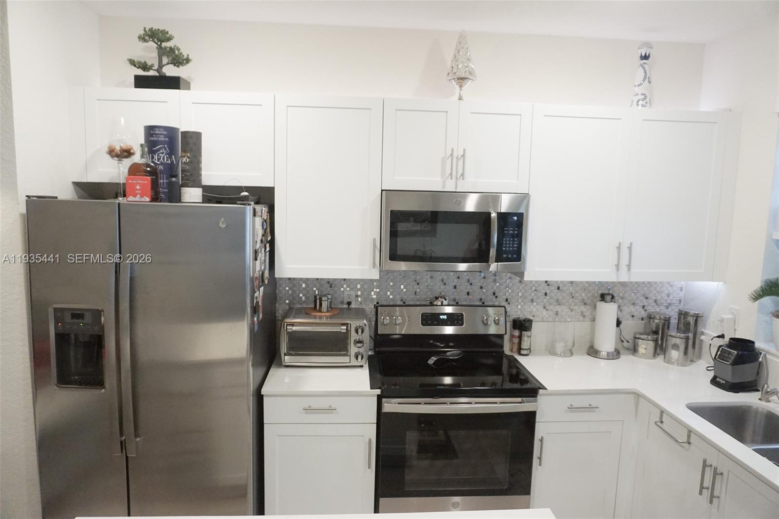 Homes for sale in Hialeah Gardens, FL | 10589 W 32Nd Ln, Hialeah Gardens, FL 33018 | MLS# A11935441