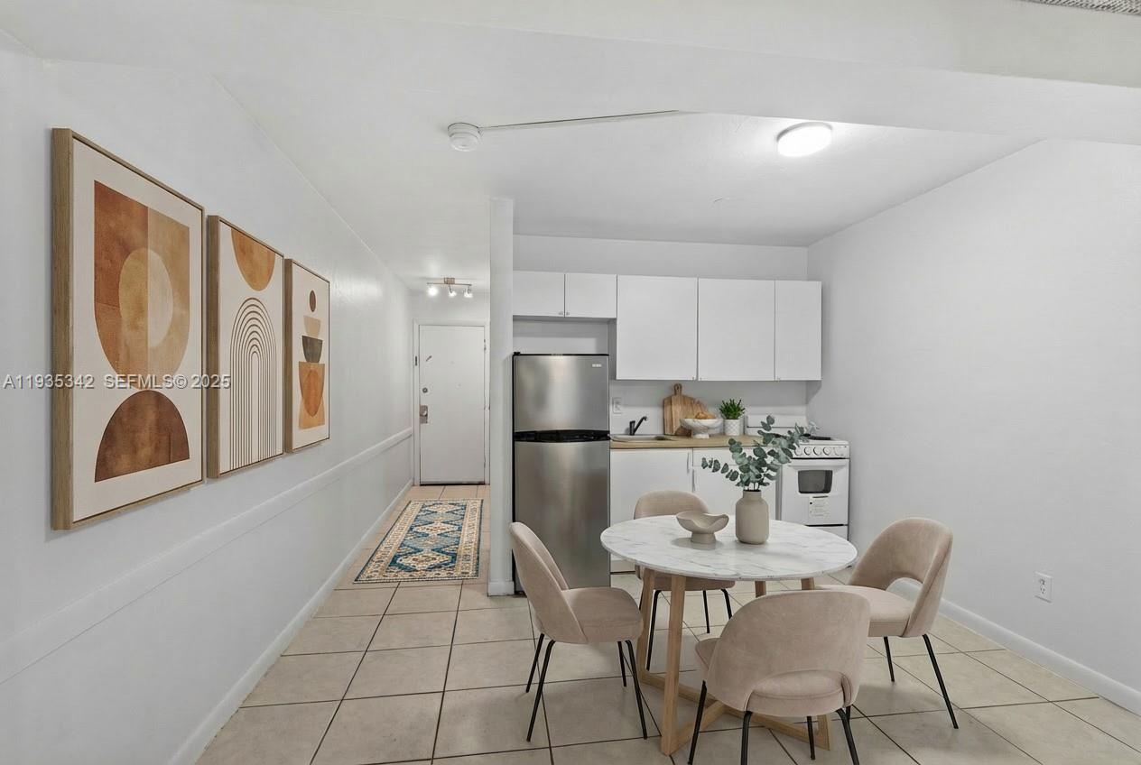 FANTASTIC OPPORTUNITY AT BELLA MAJORCA CONDO IN THE HEART OF CORAL GABLES! BRIGHT AND SPACIOUS STUDIO CONVERTED INTO 1 BEDROOM / 1 BATH OFFERING NEARLY 500 SQ FT WITH AMPLE CLOSET SPACE, TILE FLOORS, AND LARGE WINDOW BRINGING IN NATURAL LIGHT. UNIT INCLUDES 1 ASSIGNED COVERED PARKING SPACE. PET FRIENDLY BUILDING (UP TO 20 LBS). PRIME LOCATION ON MAJORCA AVENUE, WALKING DISTANCE TO MIRACLE MILE AND CLOSE TO UNIVERSITY OF MIAMI, SHOPS AT MERRICK PARK, COCONUT GROVE, CORAL WAY, US-1, MIAMI INTERNATIONAL AIRPORT, DINING, ENTERTAINMENT AND MORE. **FURNITURE SHOWN FOR ILLUSTRATIVE PURPOSES ONLY; UNIT IS RENTED UNFURNISHED.** RARE UNIT AVAILABLE FOR IMMEDIATE OCCUPANCY WITH GREAT LANDLORDS — DON’T MISS OUT!