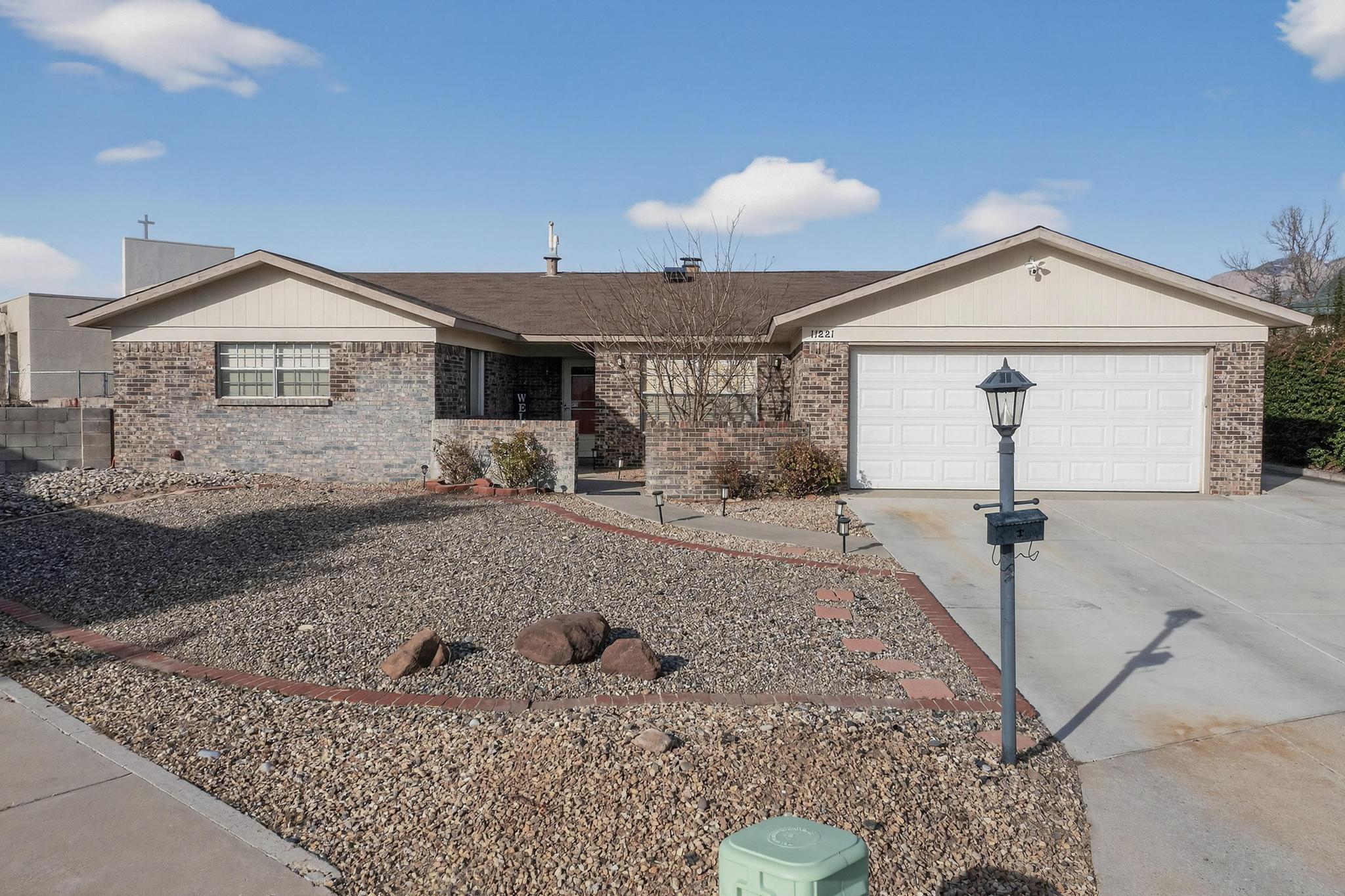 Homes for sale in Albuquerque, NM | 11221 Baja Dr Ne, Albuquerque, NM 87111 | MLS# 1096029