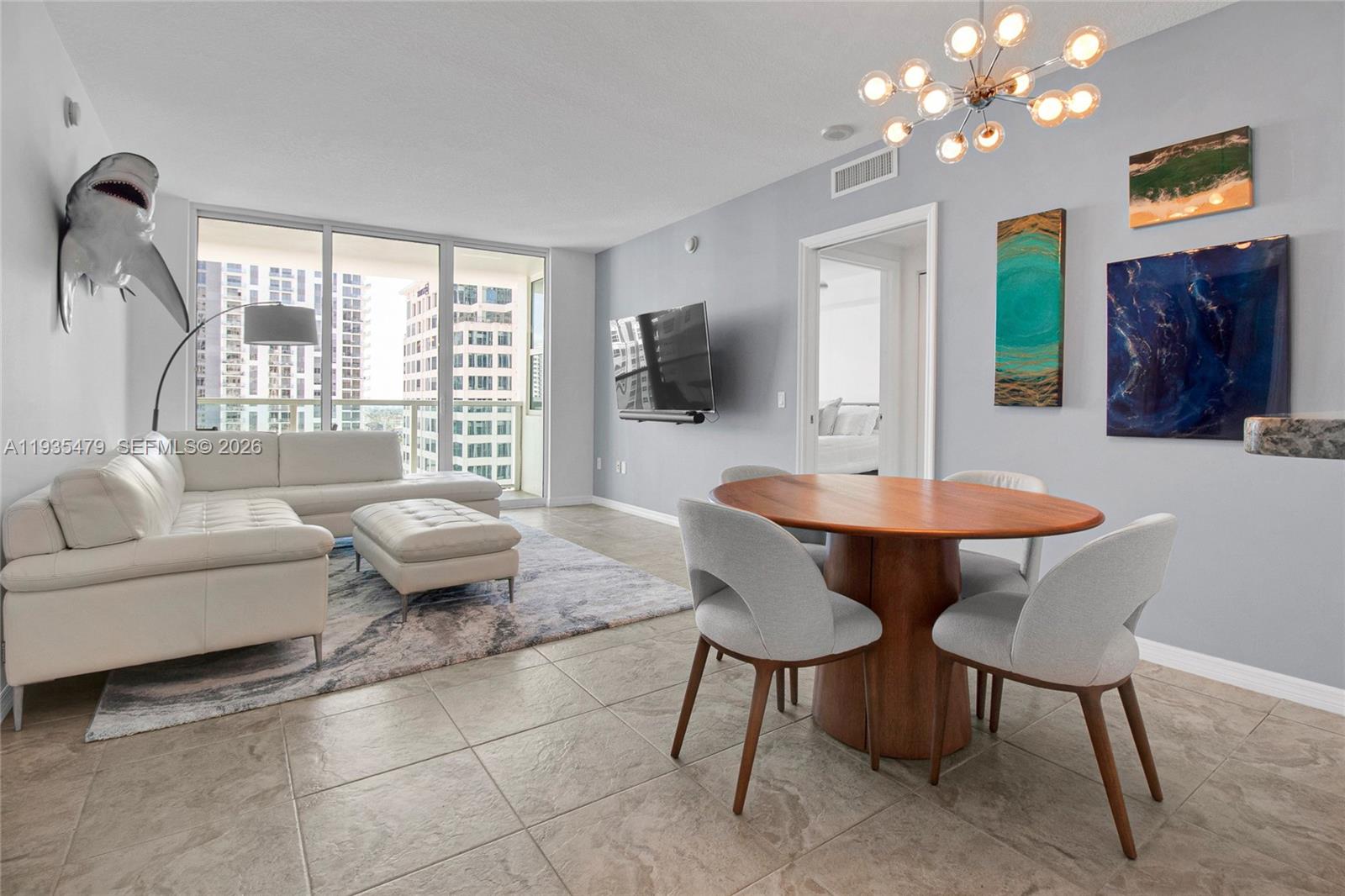 350 Las Olas Place Condo