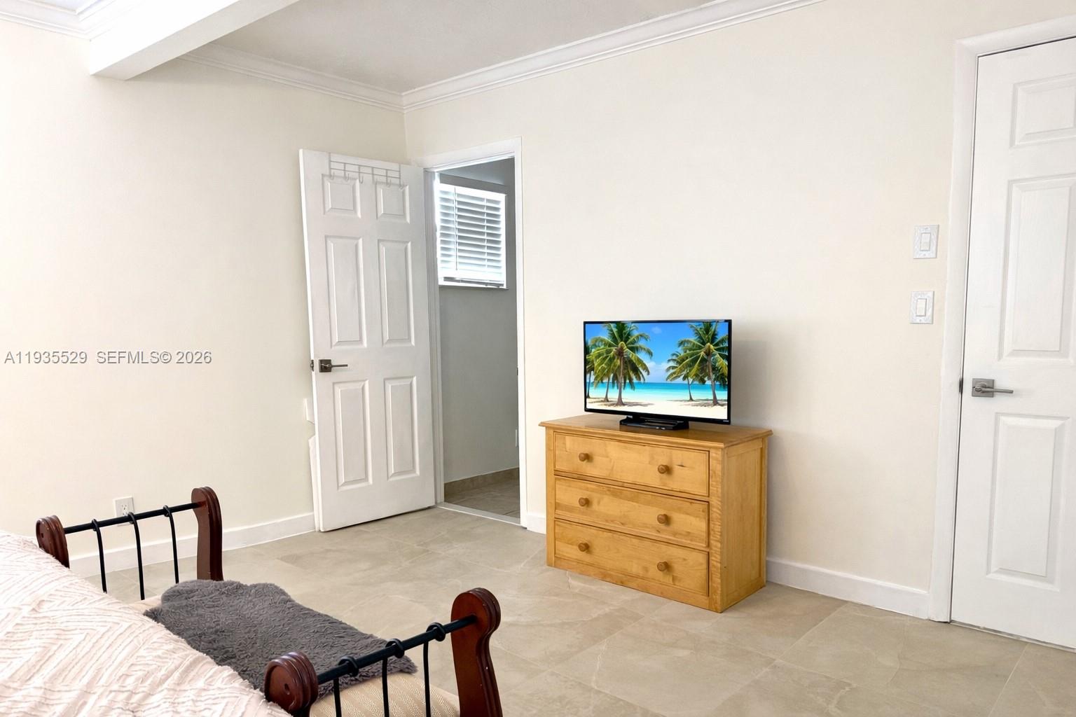 Additional living spaces at 232 6th St - Home in Dania Beach