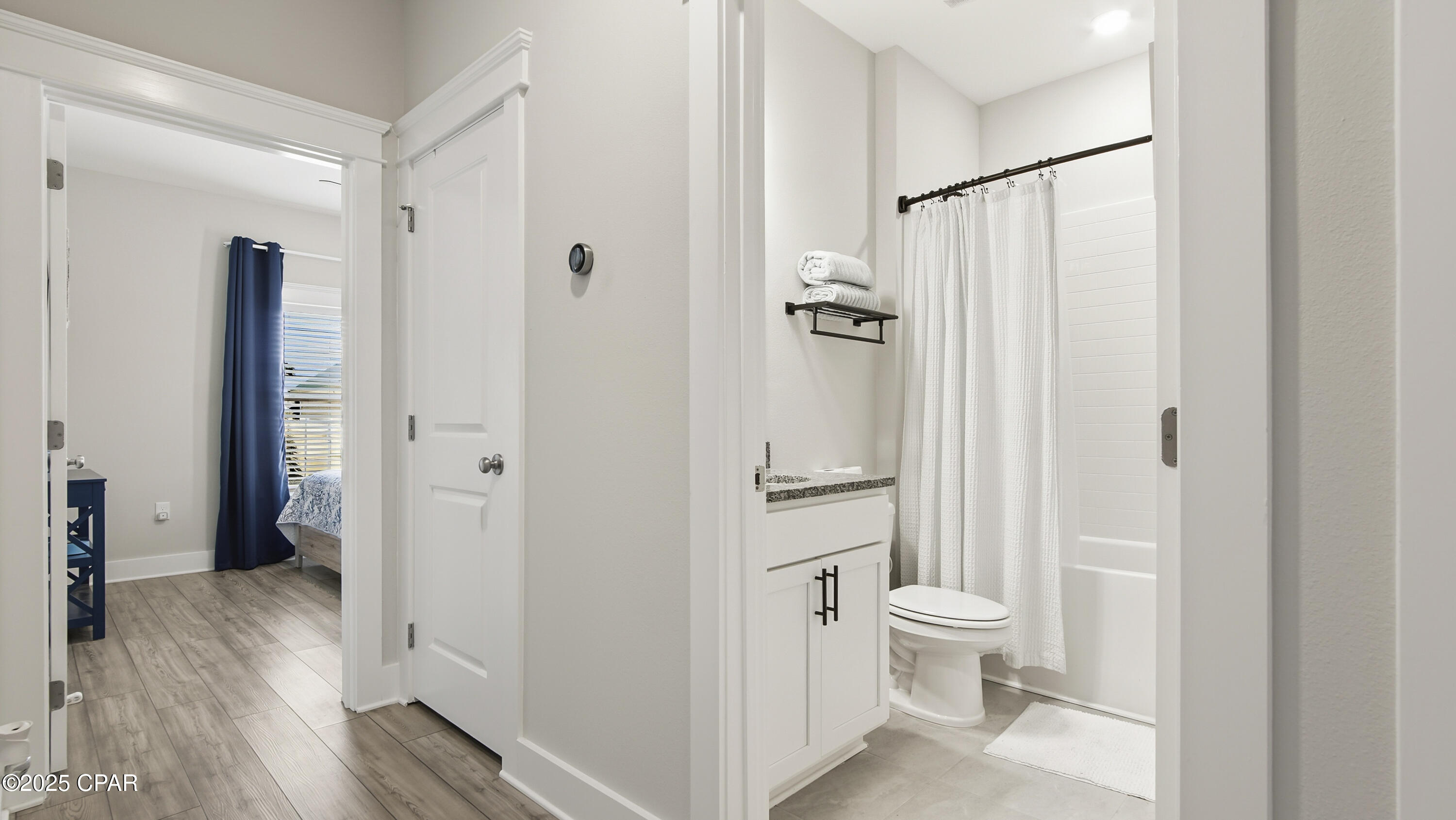 Image 19 For 102 St Charles Street