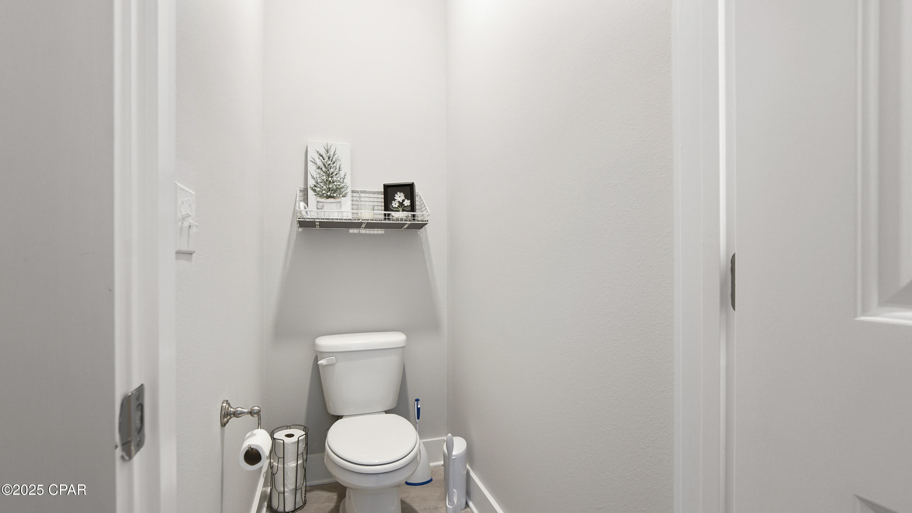 Image 37 For 102 St Charles Street