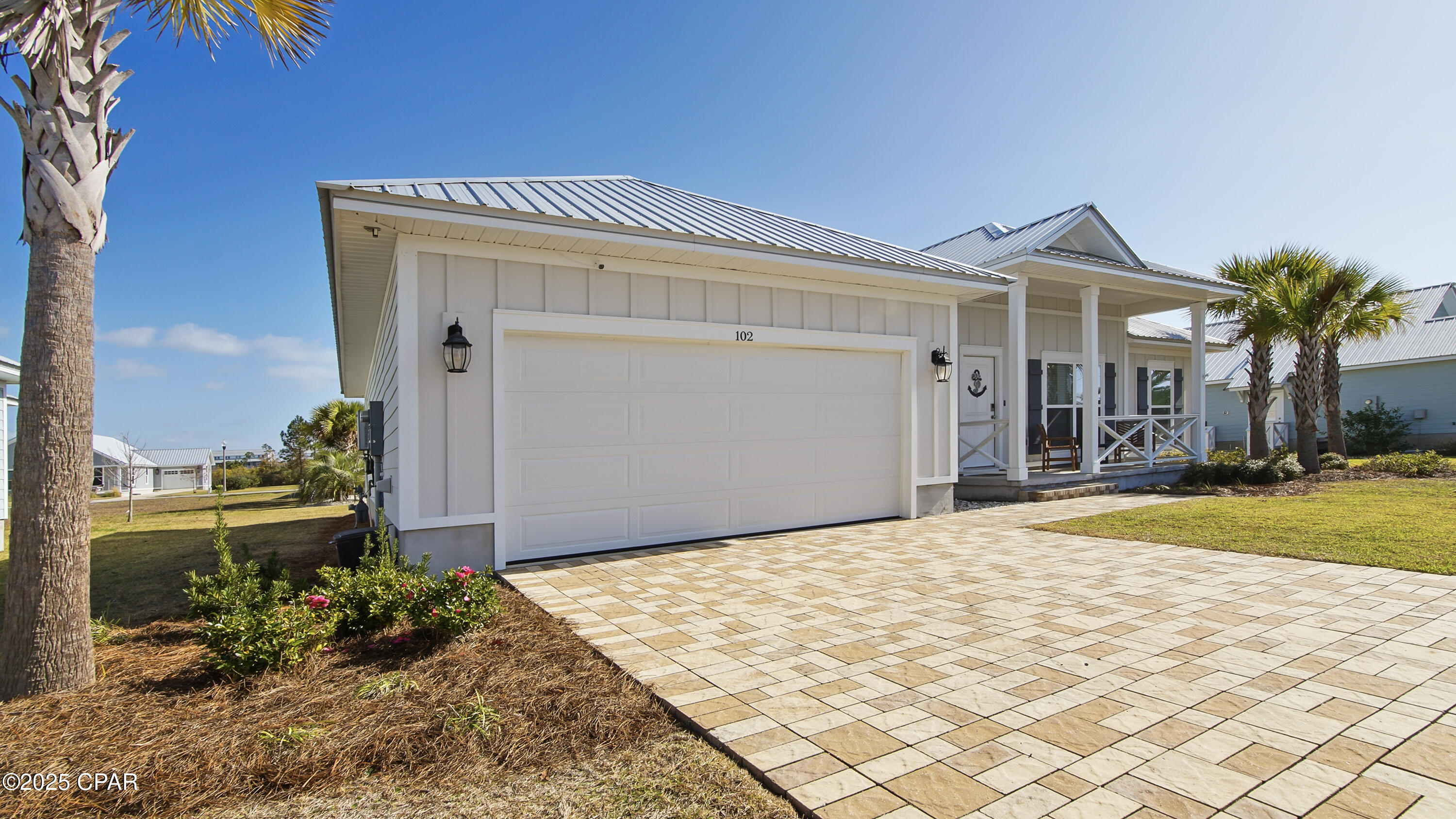 Image 8 For 102 St Charles Street