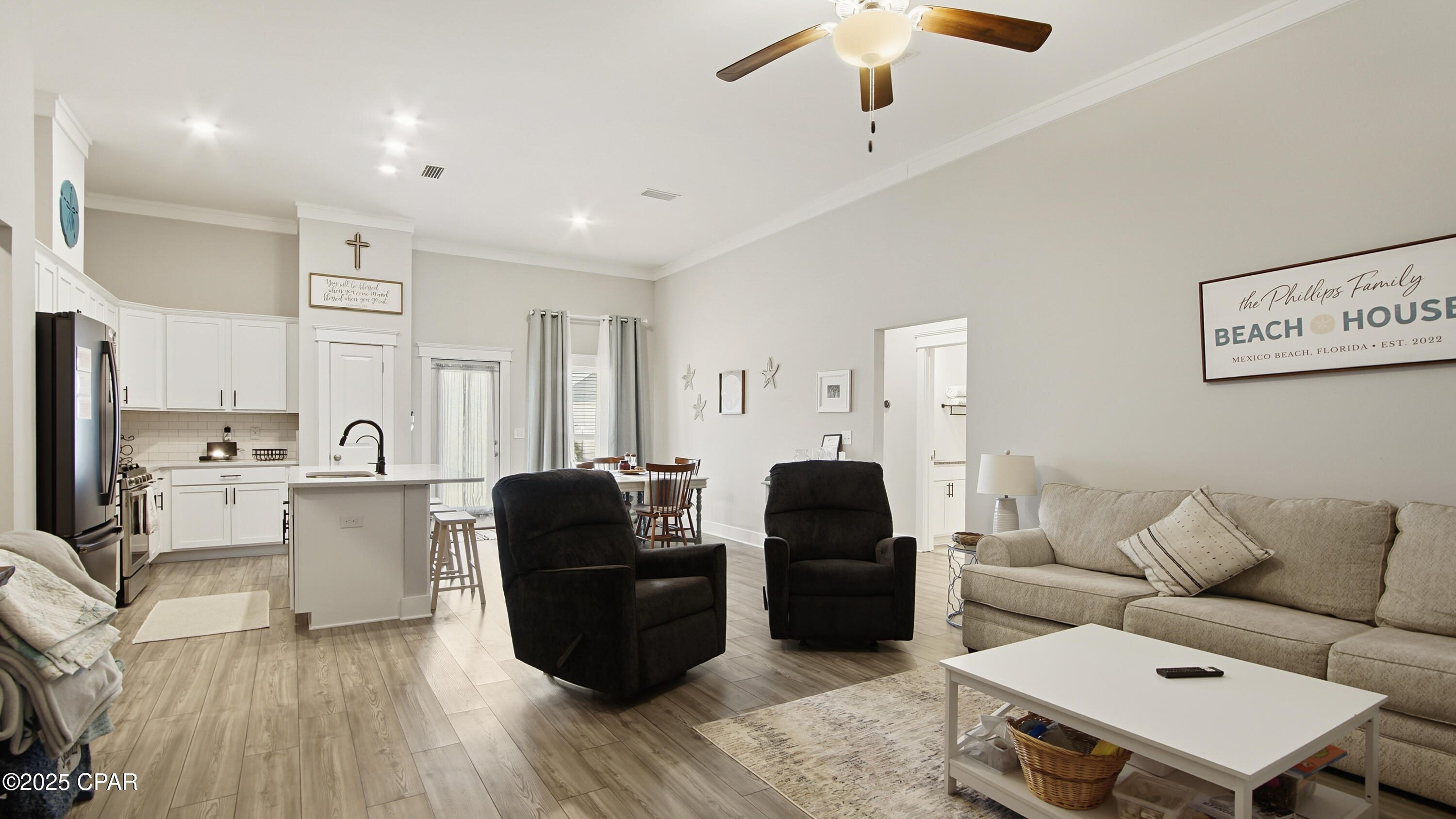 Image 9 For 102 St Charles Street