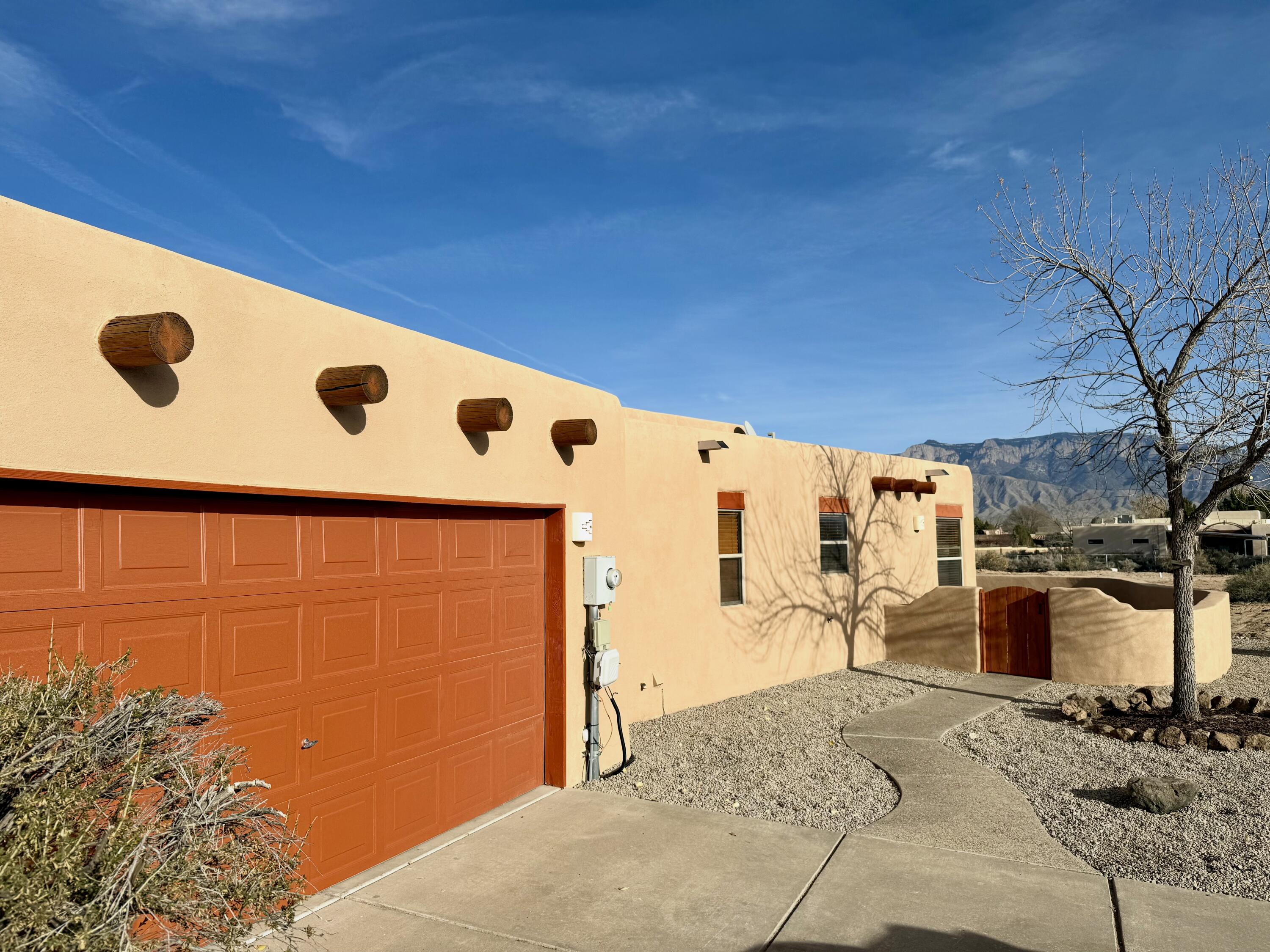 Homes for sale in Corrales, NM | 537 Dandelion Rd, Corrales, NM 87048 | MLS# 1096038