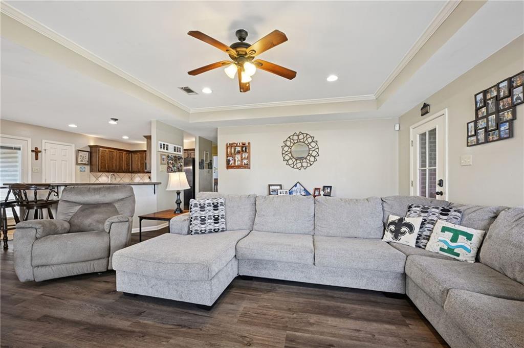 Homes for sale in Livingston, LA | 28328 Lake Salvador Rd, Livingston, LA 70754 | MLS# 2535650