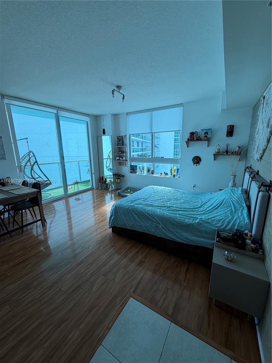 Quantum On The Bay Condo