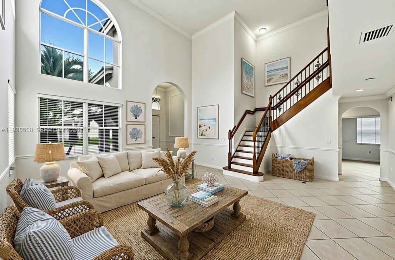 Pod 1 At Monarch Lakes