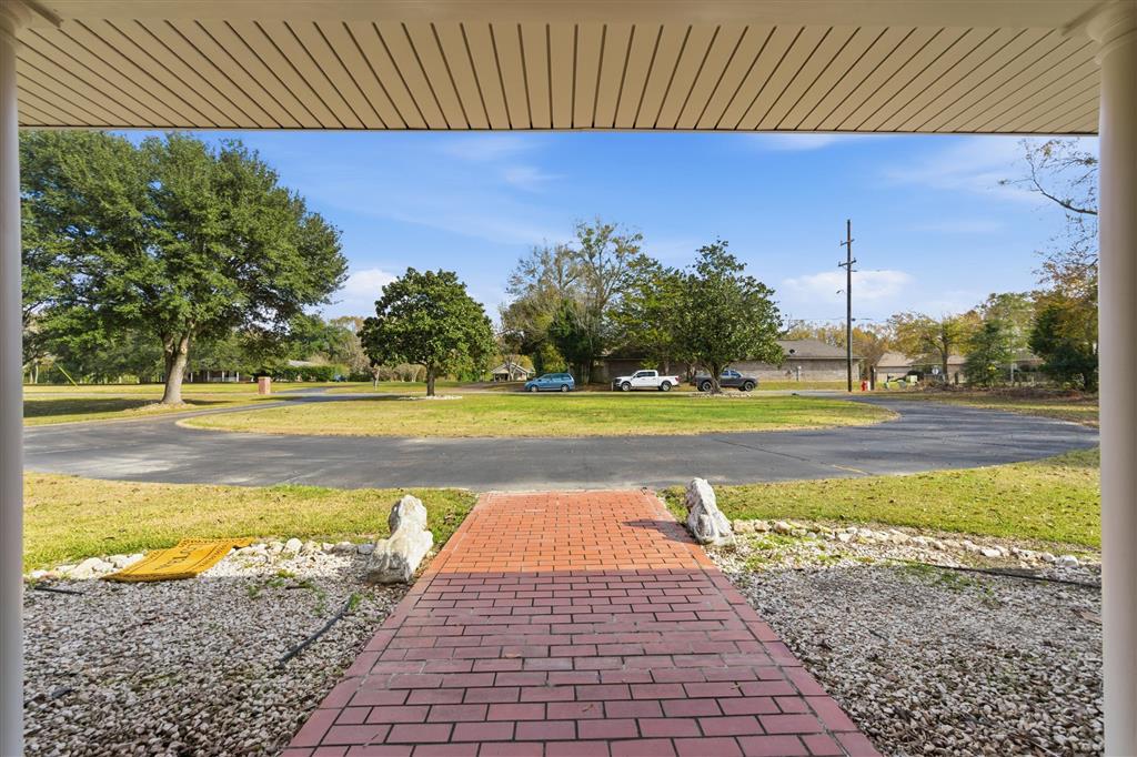 1015 S Texas Street — photo 4