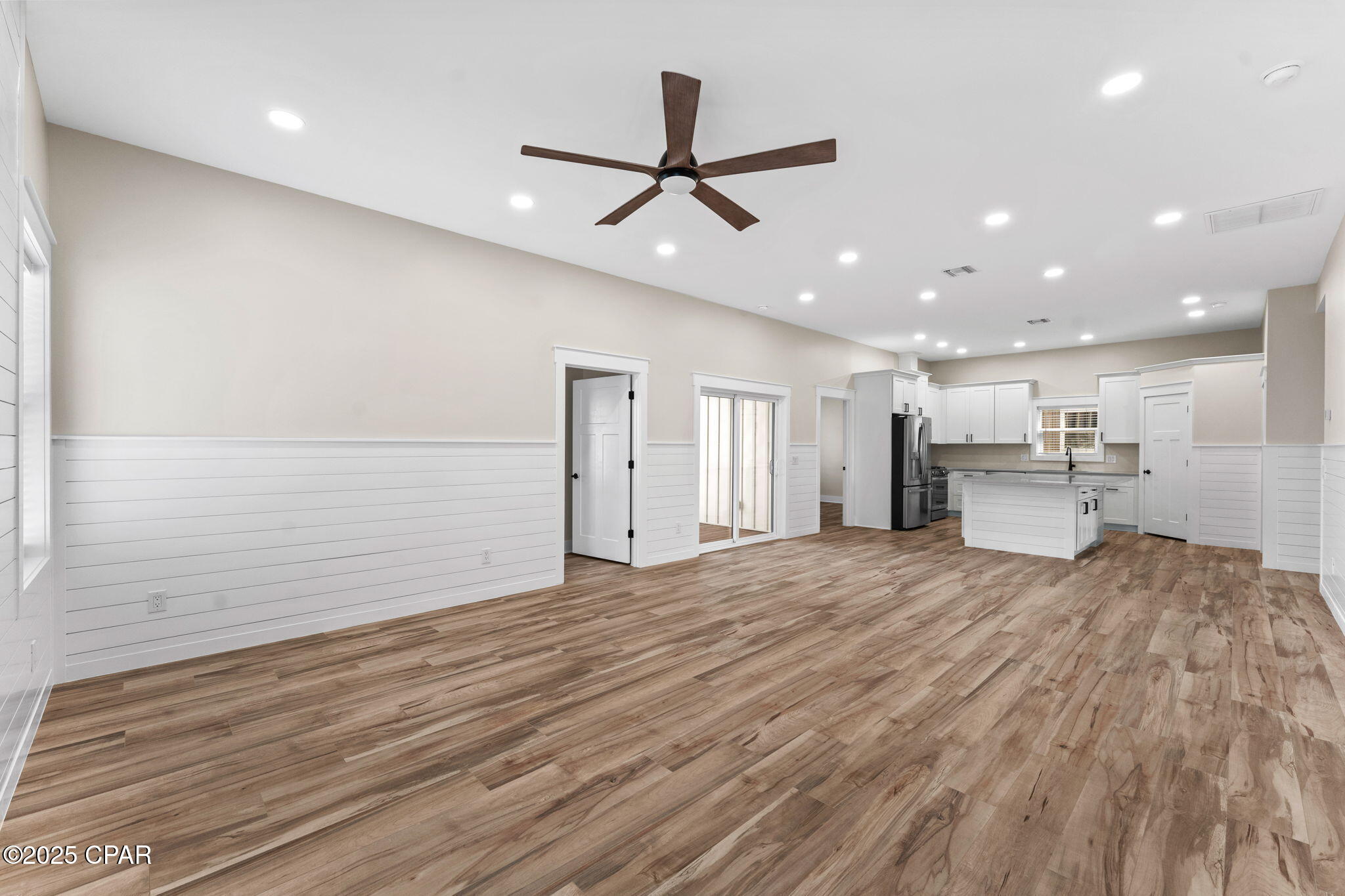 Image 20 For 6714 Harbour Boulevard