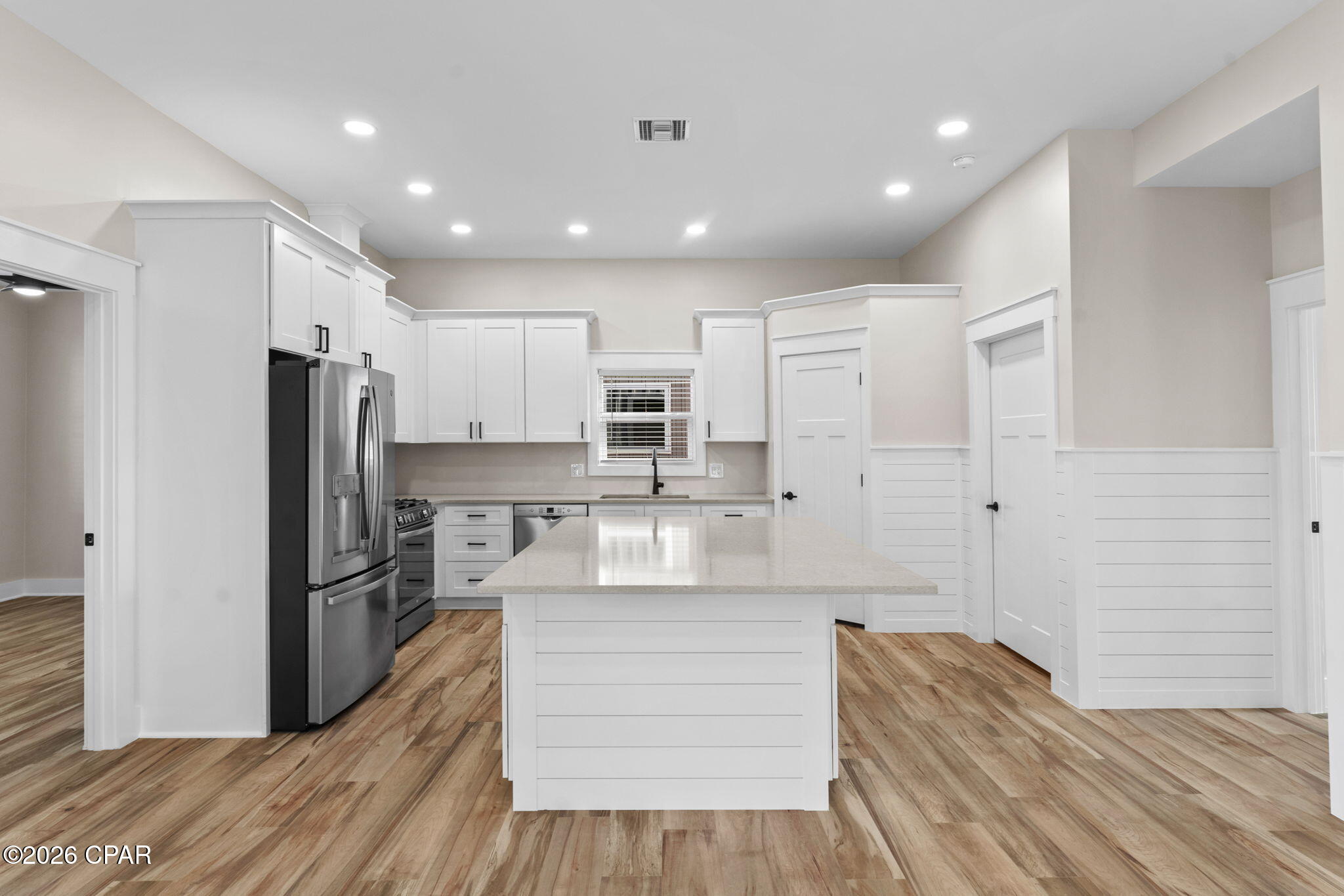 Image 27 For 6714 Harbour Boulevard