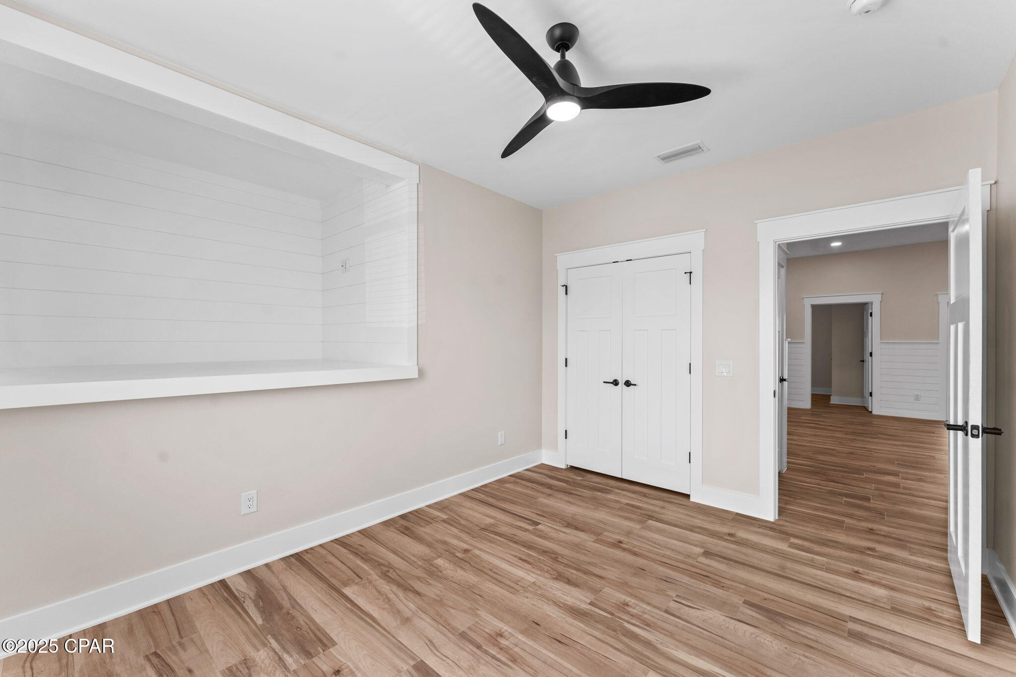 Image 43 For 6714 Harbour Boulevard