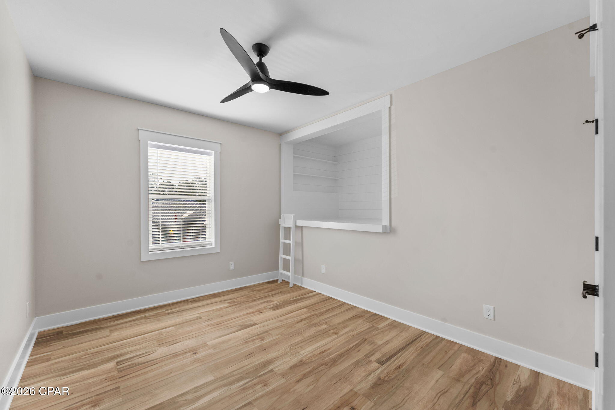 Image 44 For 6714 Harbour Boulevard