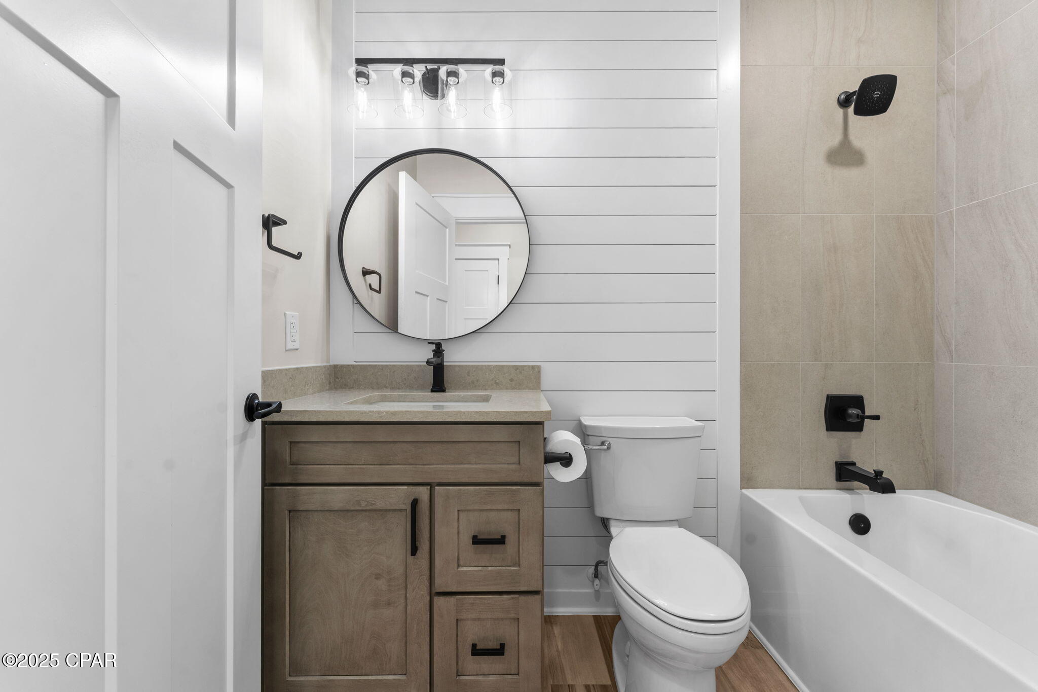 Image 50 For 6714 Harbour Boulevard