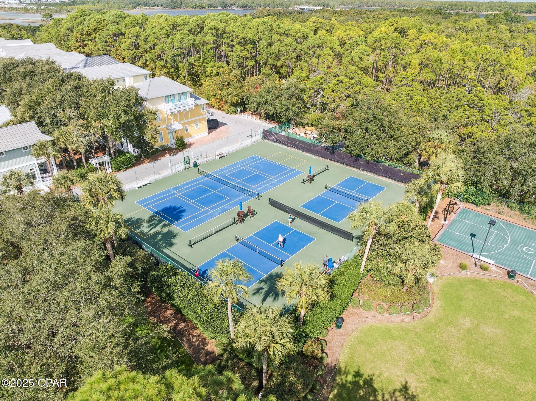 Image 29 For 118 Carillon Market Street 102