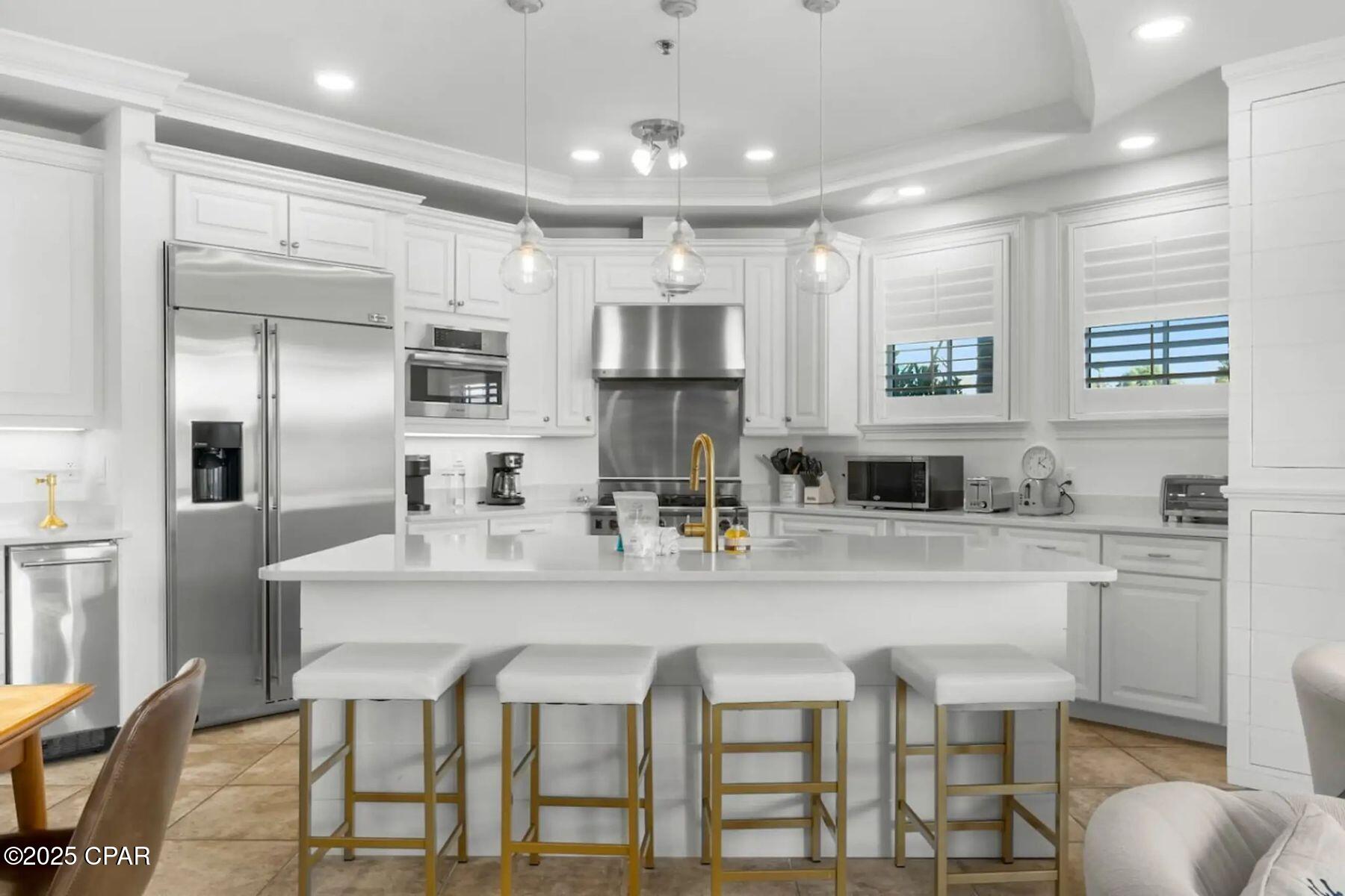 Listing photo id 7 for 118 Carillon Market Street 102