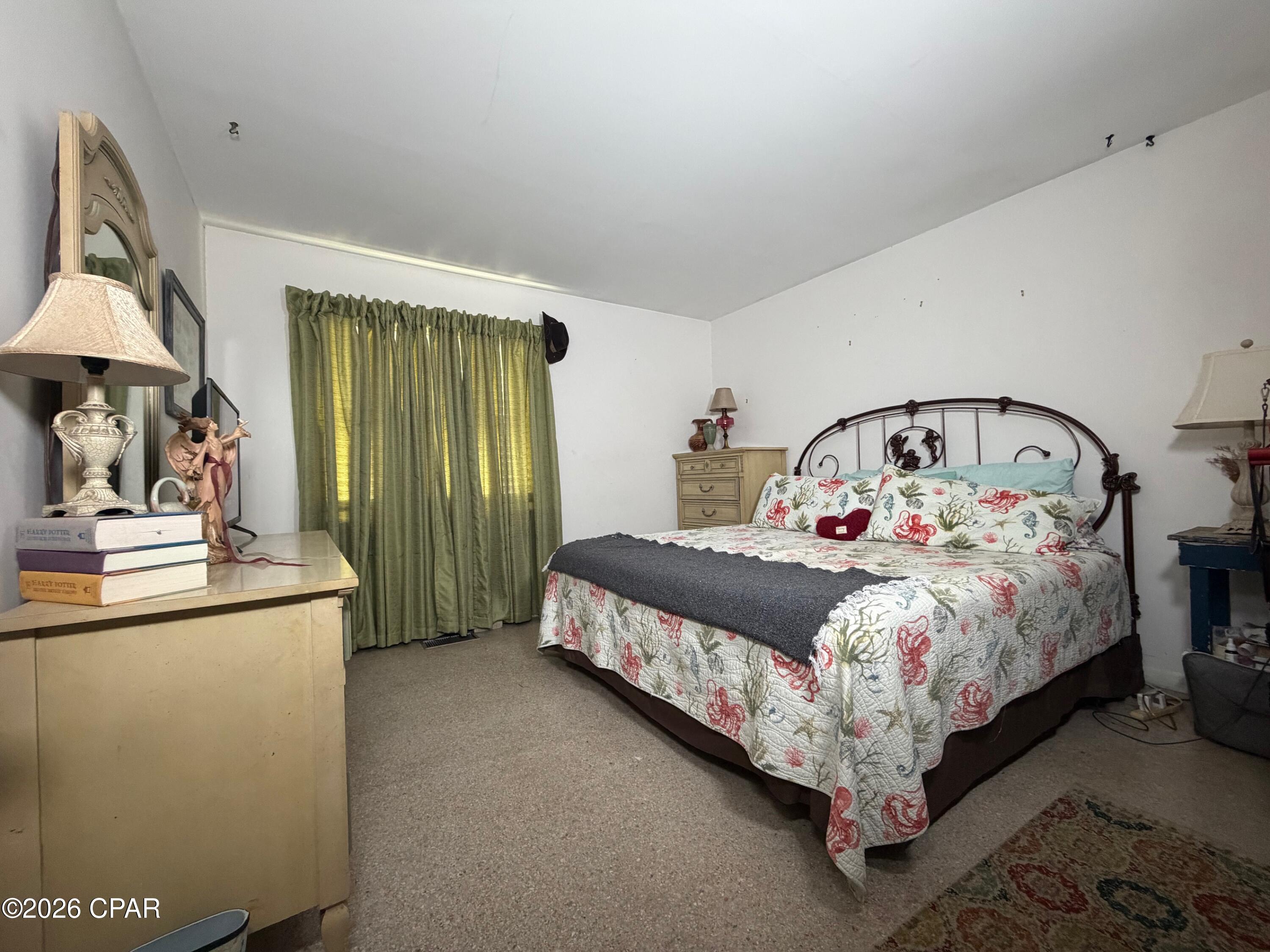 Listing photo id 23 for 405 Bay Shore Drive