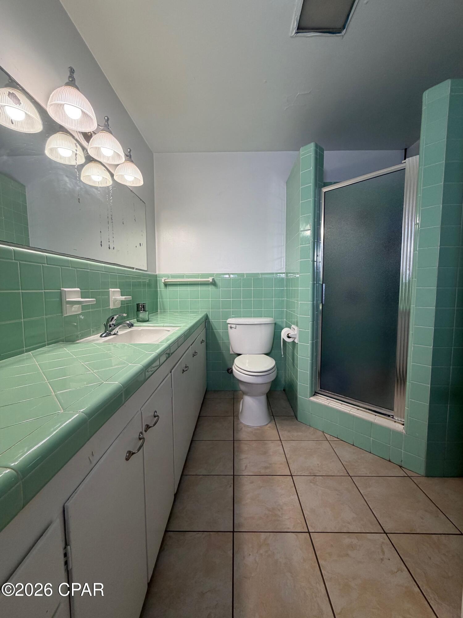 Image 25 For 405 Bay Shore Drive