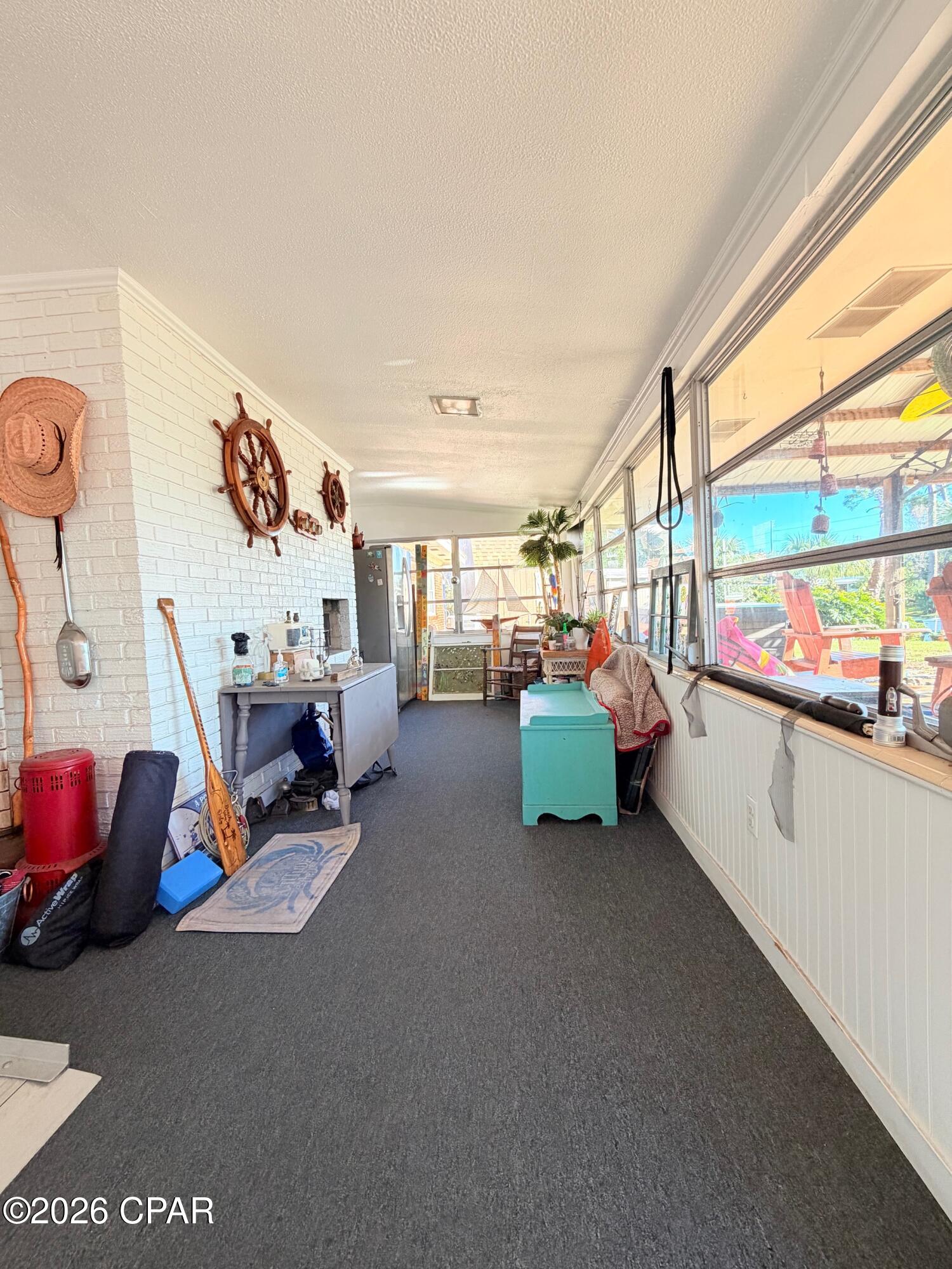 Listing photo id 7 for 405 Bay Shore Drive