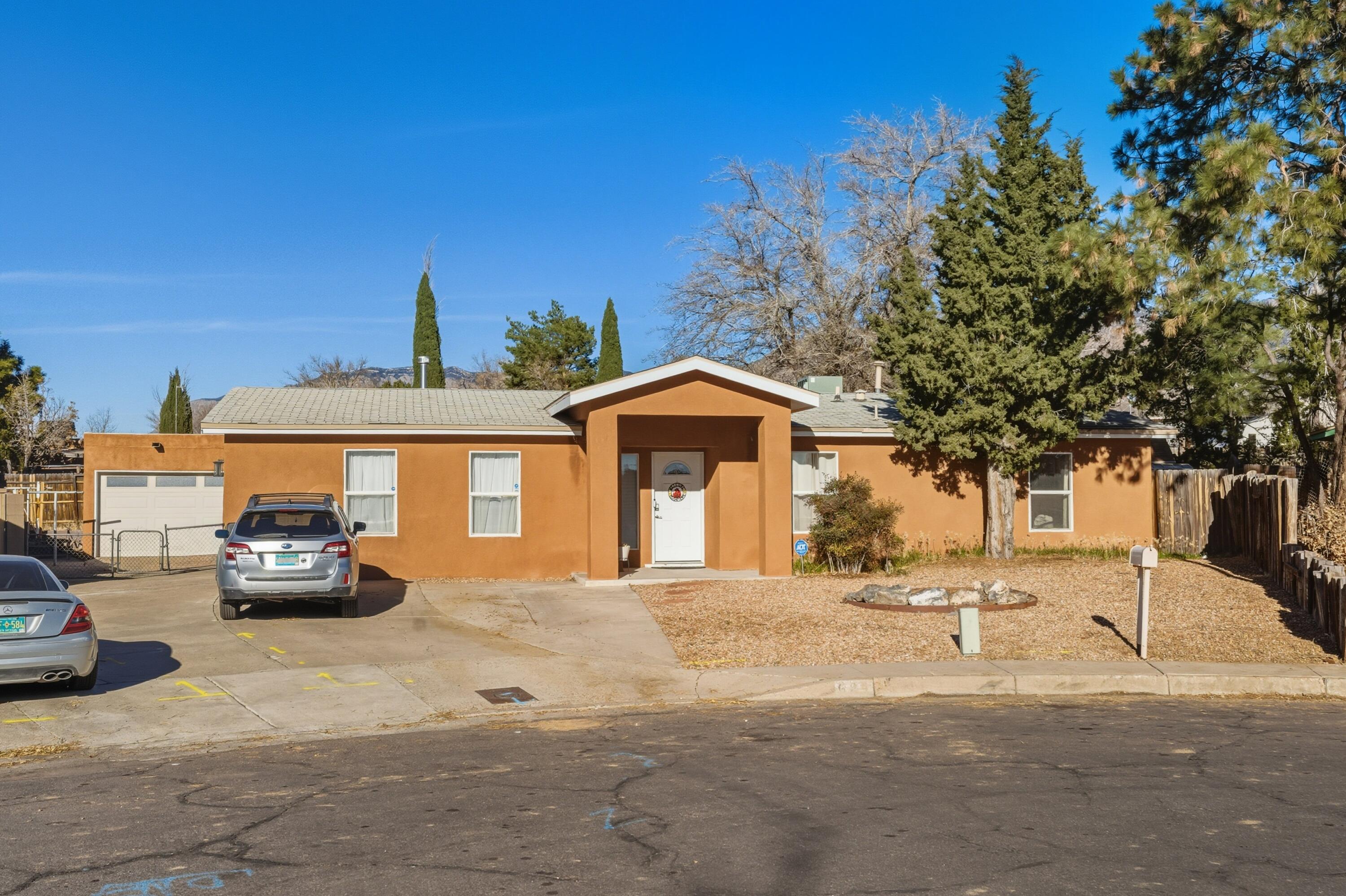 624 Figueroa Street, Albuquerque NM 87123