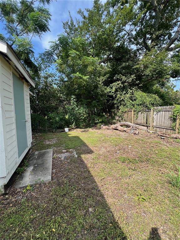 Homes for sale in New Orleans, LA | 1927 Flood St, New Orleans, LA 70117 | MLS# 2535695