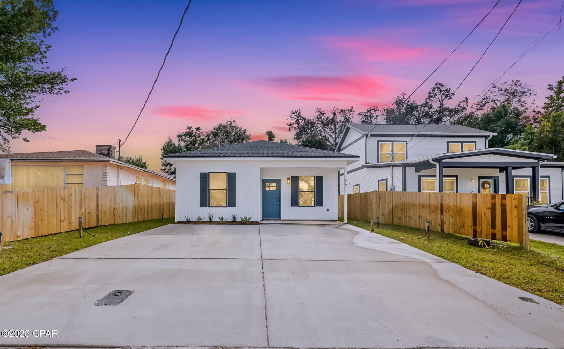 Details for 910 9th Court, Panama City, FL 32401