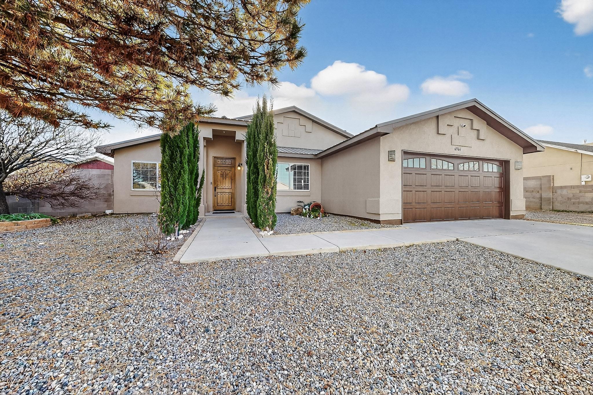 6966 Clark Hills Drive, Rio Rancho NM 87144