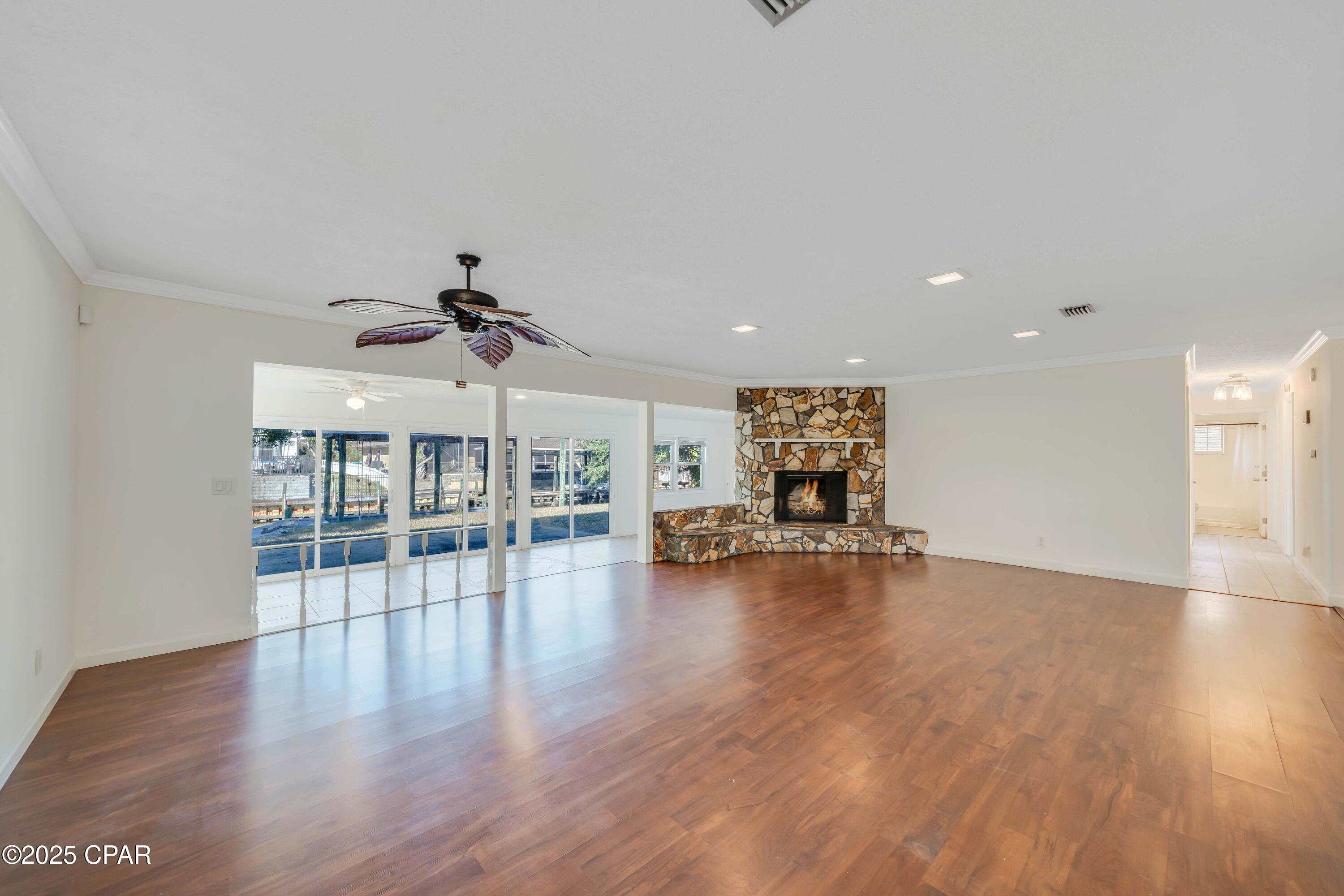 Image 10 For 205 Sunset Lane