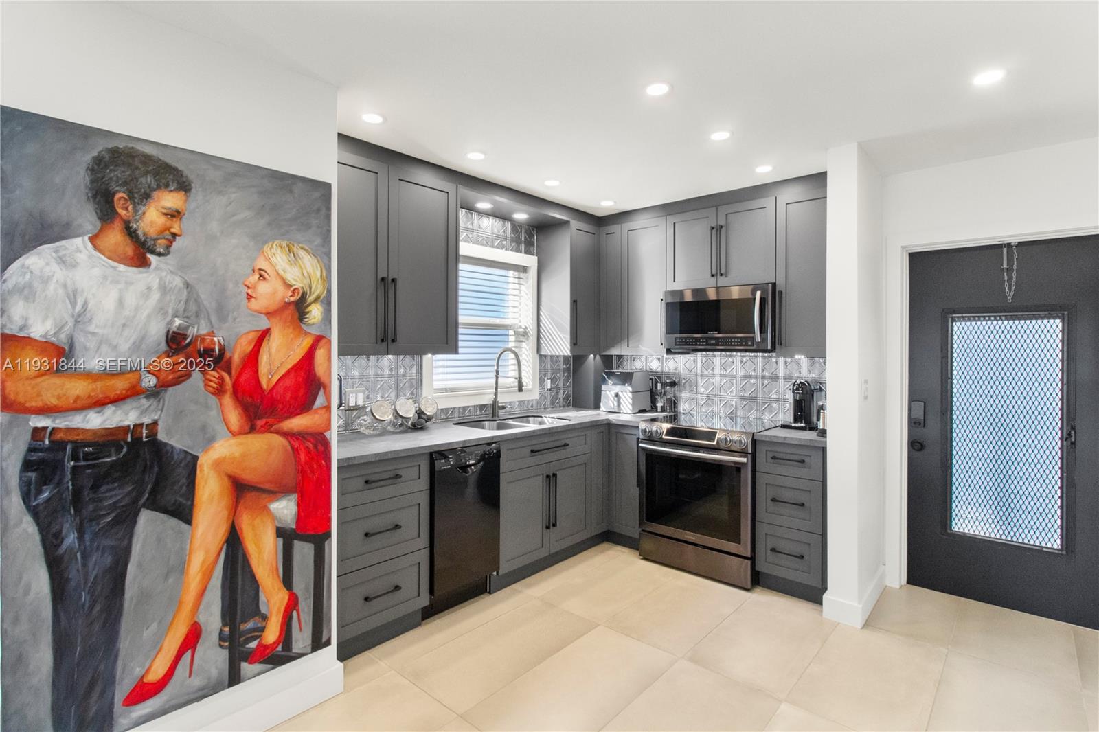 Lakeview Lodge Co-Op