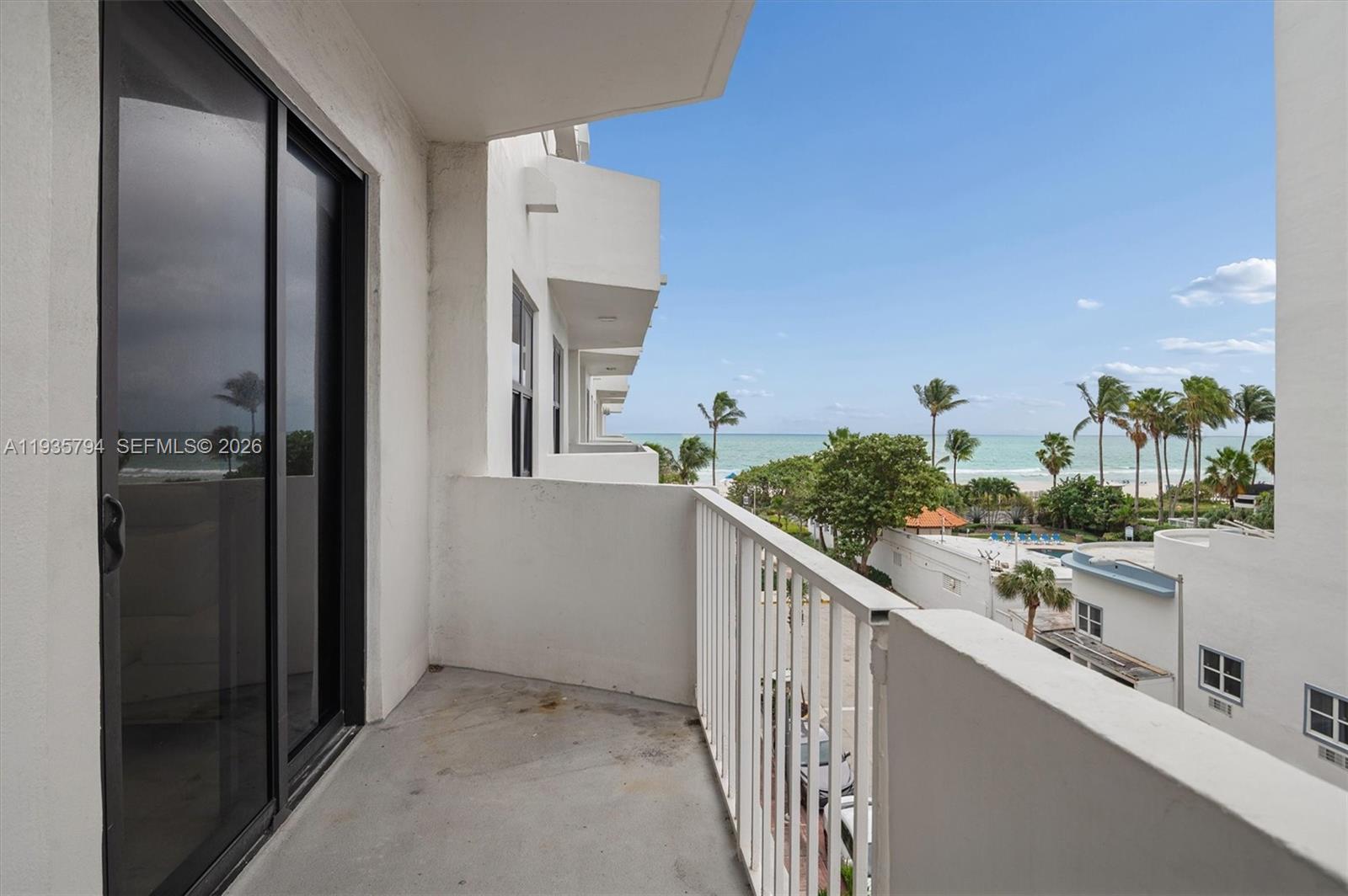 Vendome Place Condo