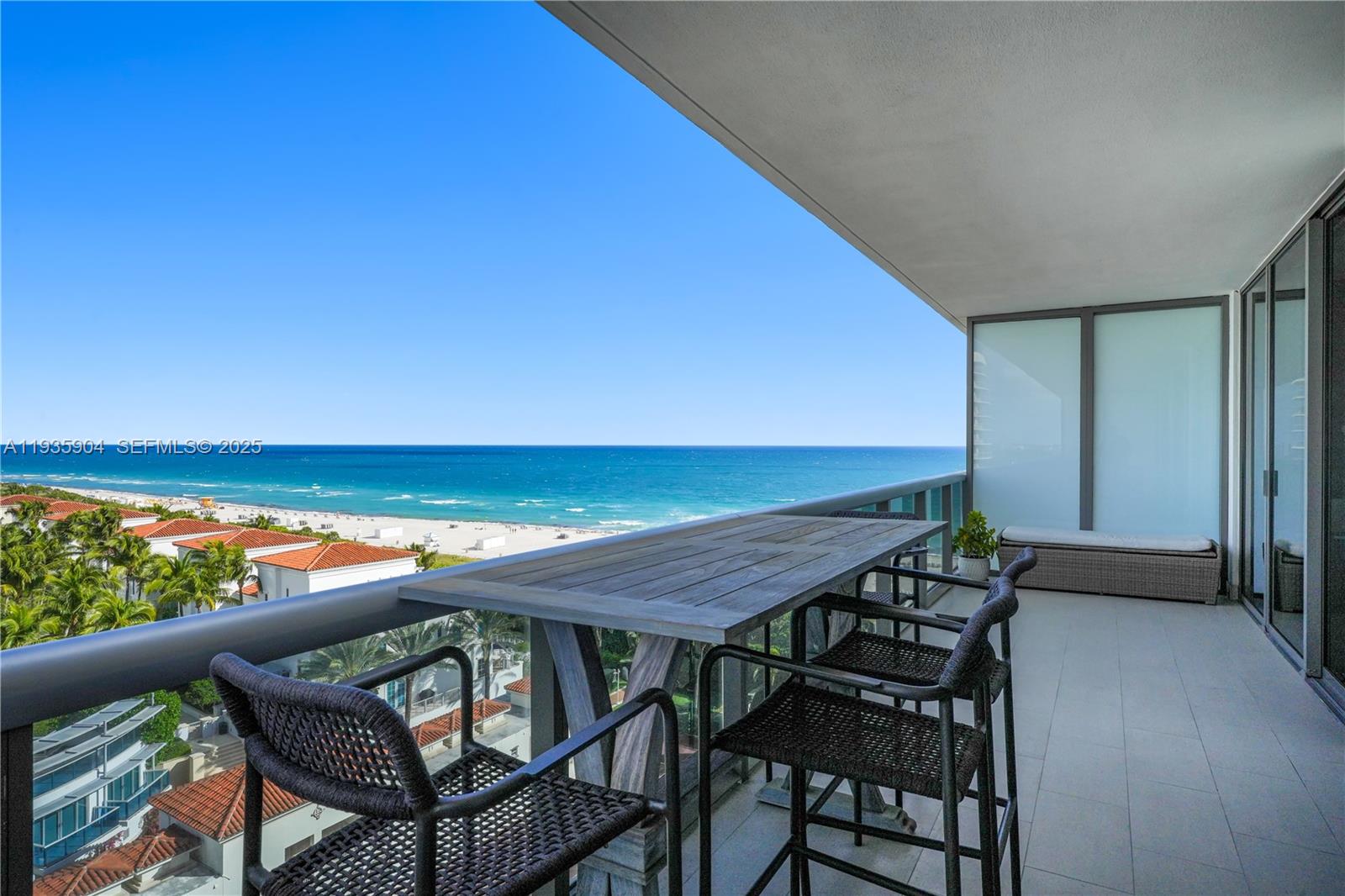 Condo for Sale in Miami Beach, FL