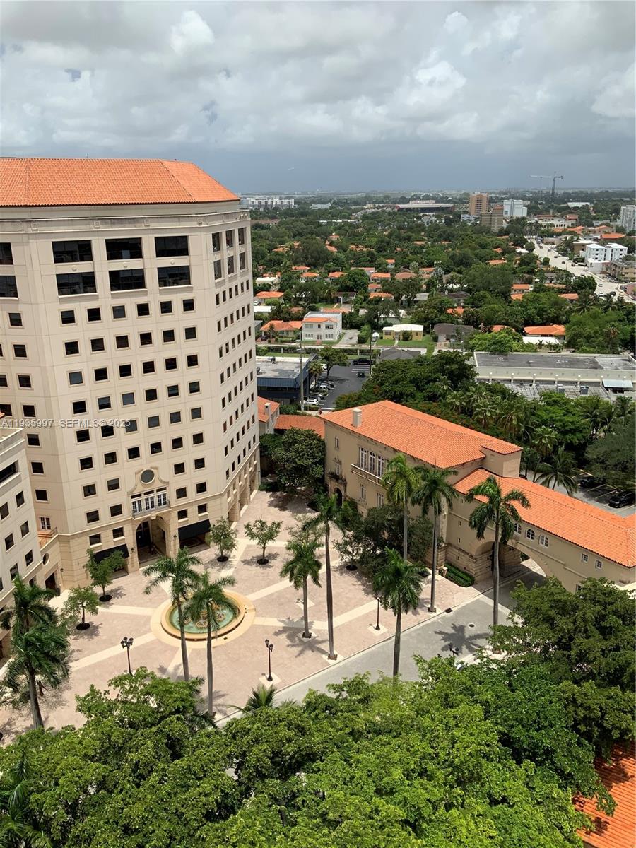 Pent house includ water and cable basic