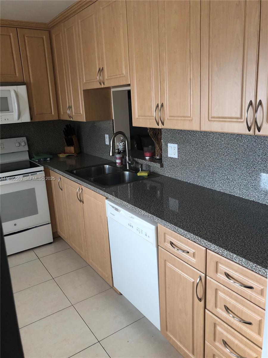 Meadowbrook Towers Condo