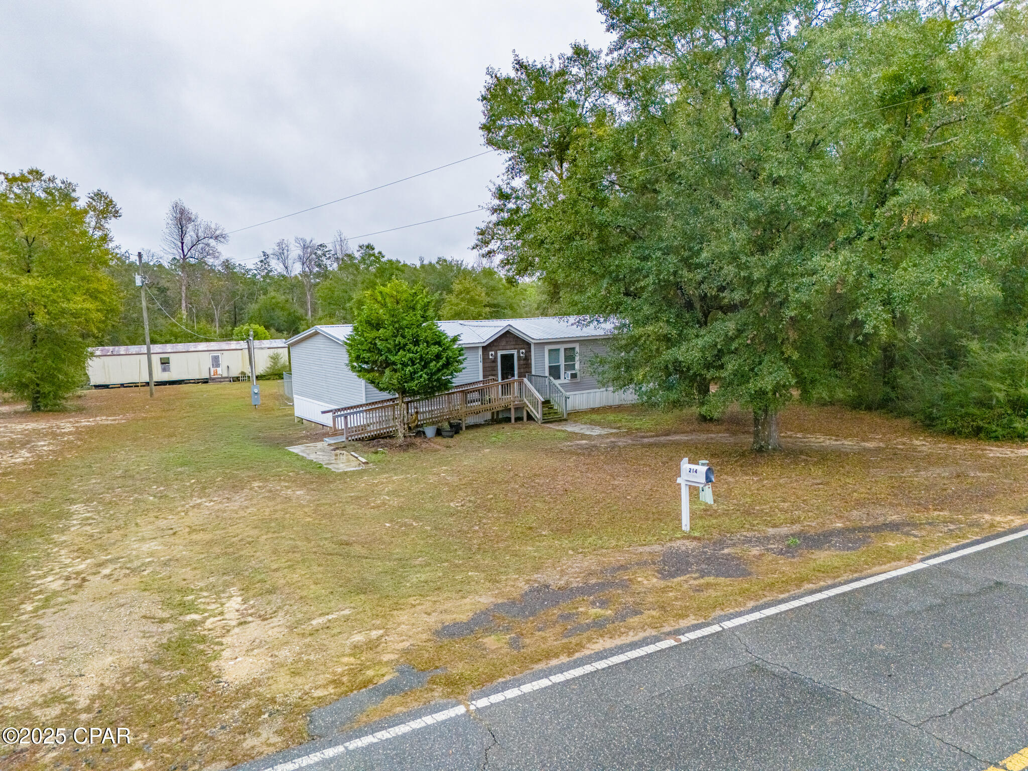 Image 40 For 214 Lakepoint Road