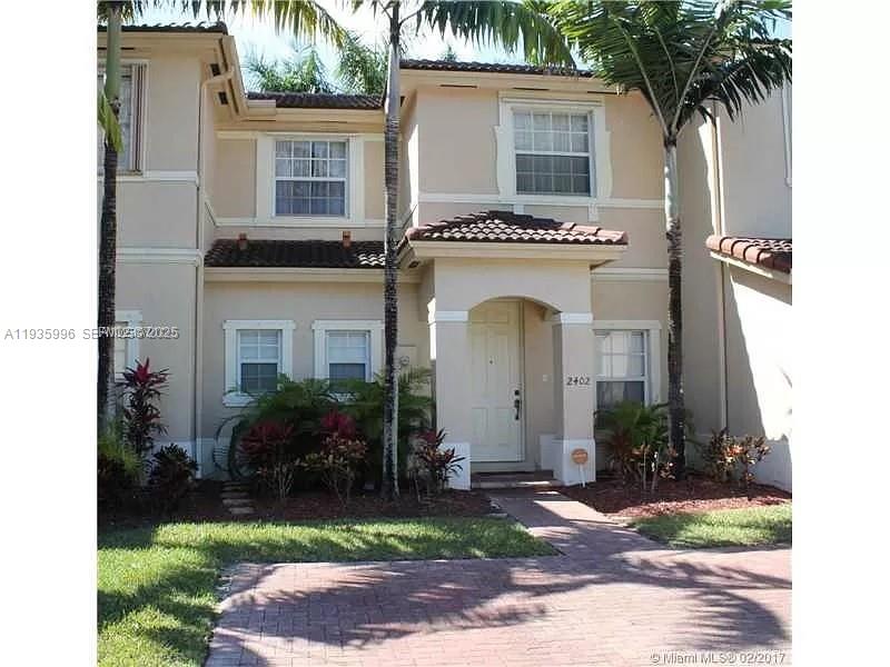 Beautiful 2/2 and 1/2 townhouse at waterstone community, 24-hour security, gated community. big patio with fence gate for exterior access.Up to $10,000 seller's contribution for closing costs with full offer.Easy to show! call listing agent.