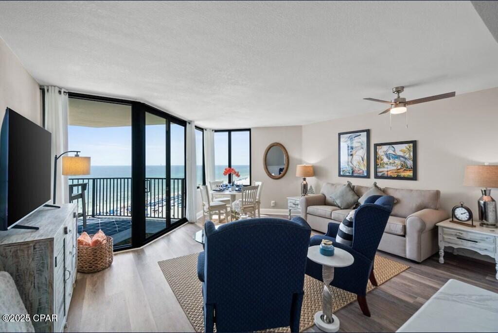 Image 7 For 9850 Thomas Drive 1011w