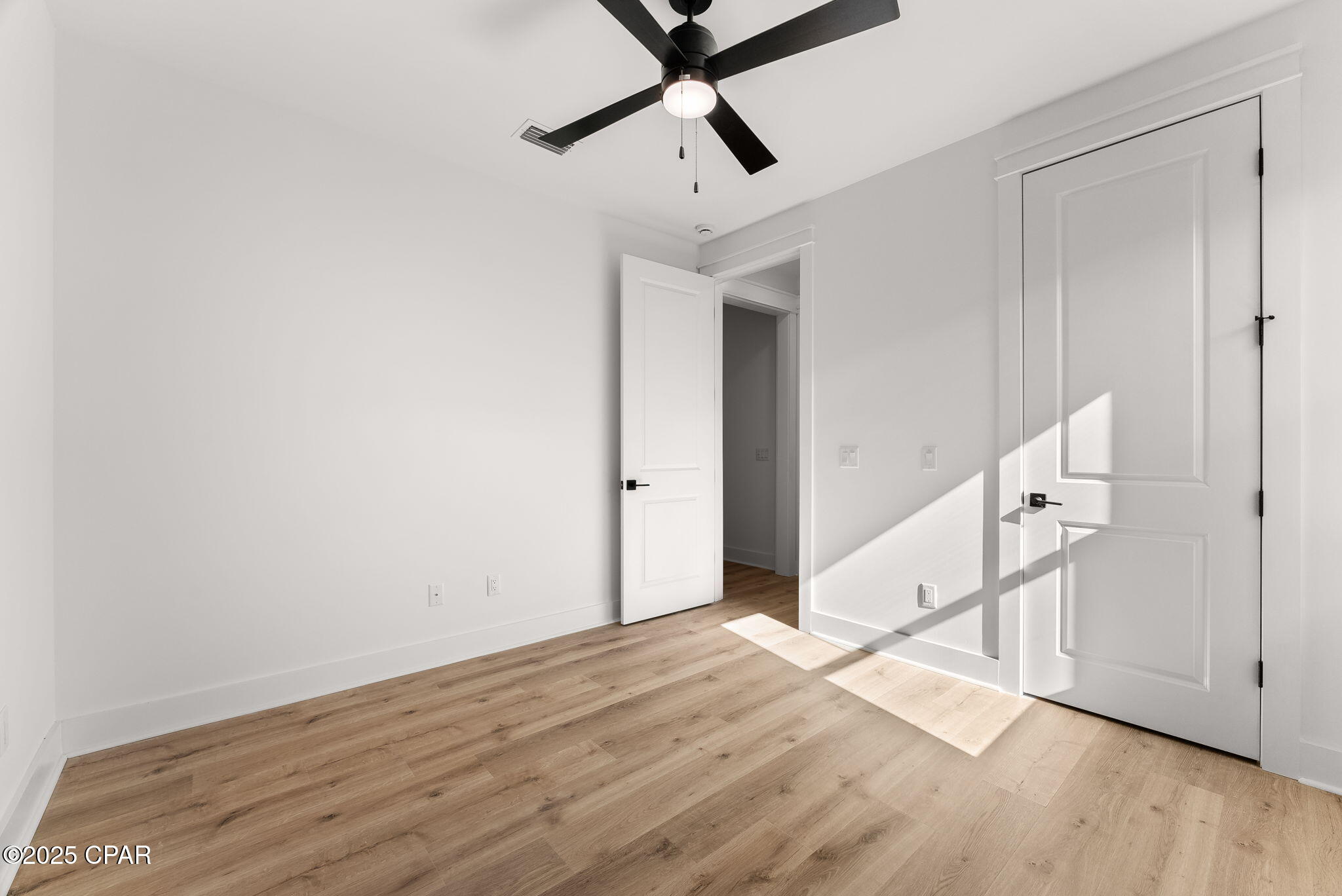 Image 29 For 515 Pinetree Drive