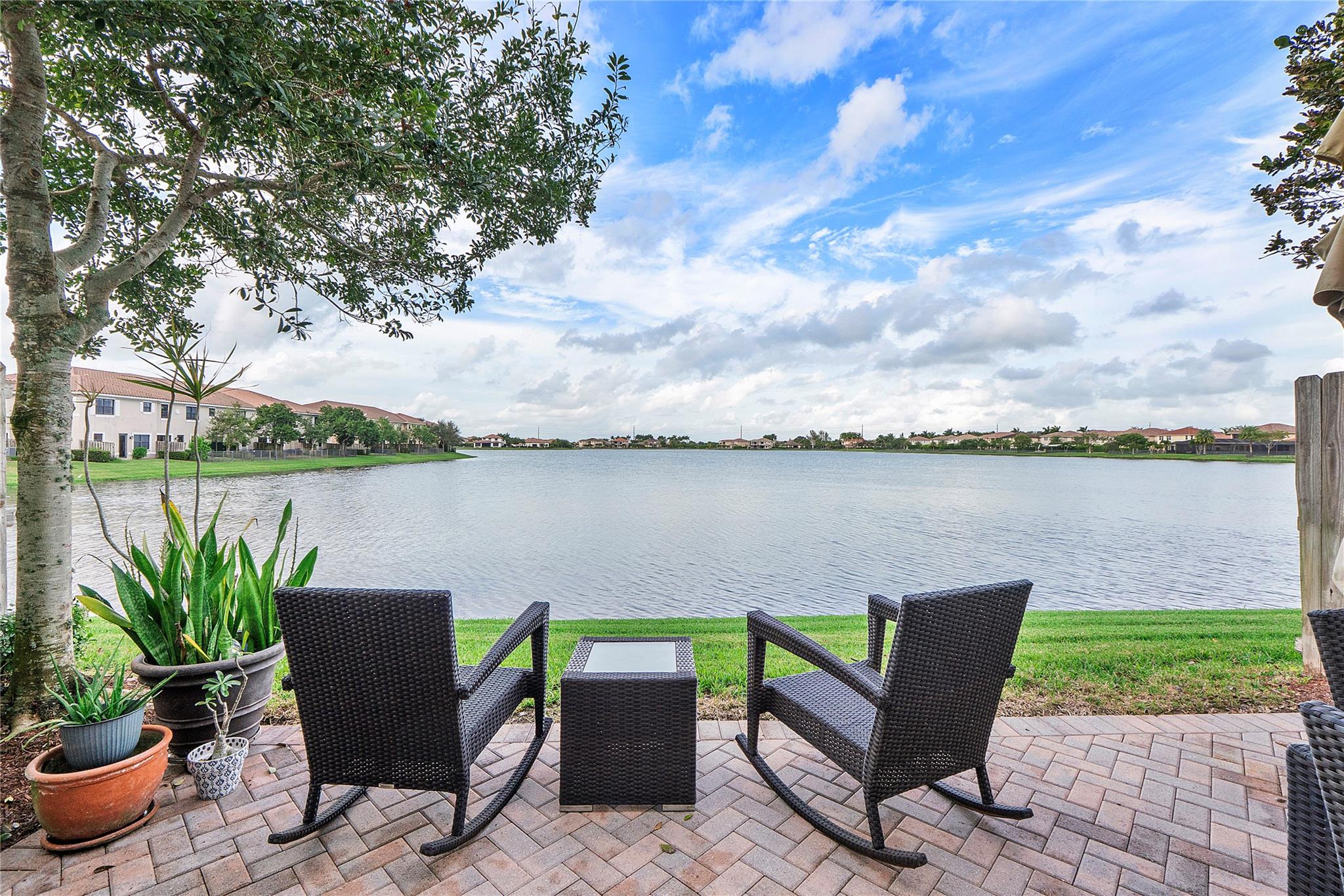 Town Parc At Mira Lago