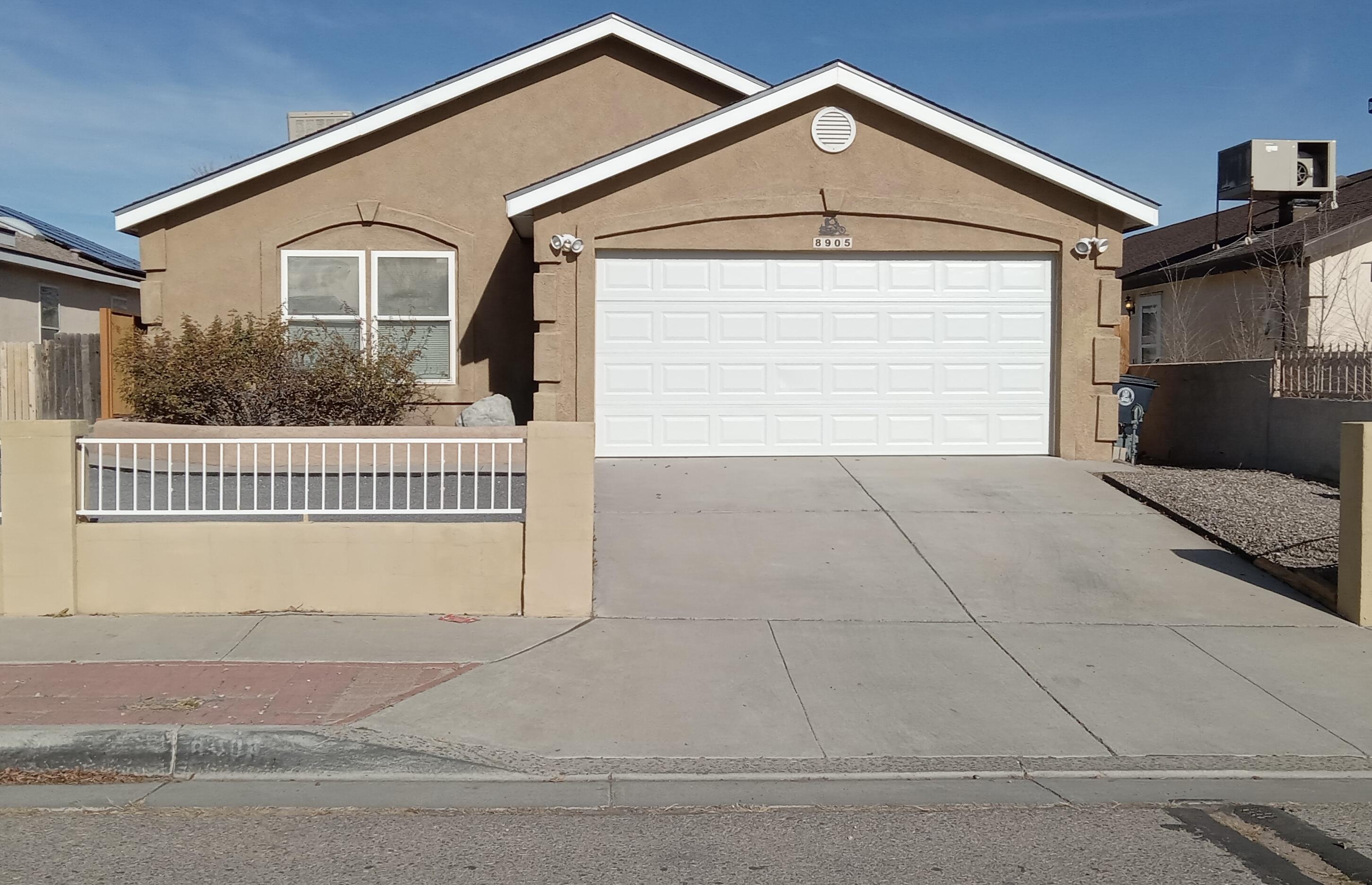 8905 Odin Road, Albuquerque NM 87121