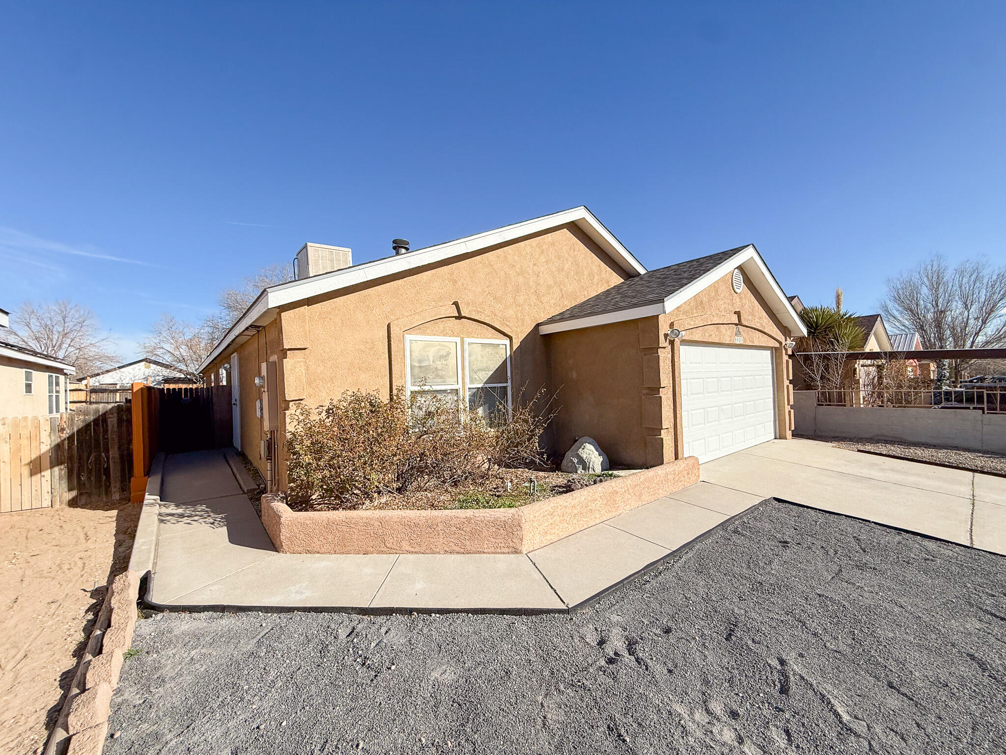 8905 Odin Road, Albuquerque NM 87121
