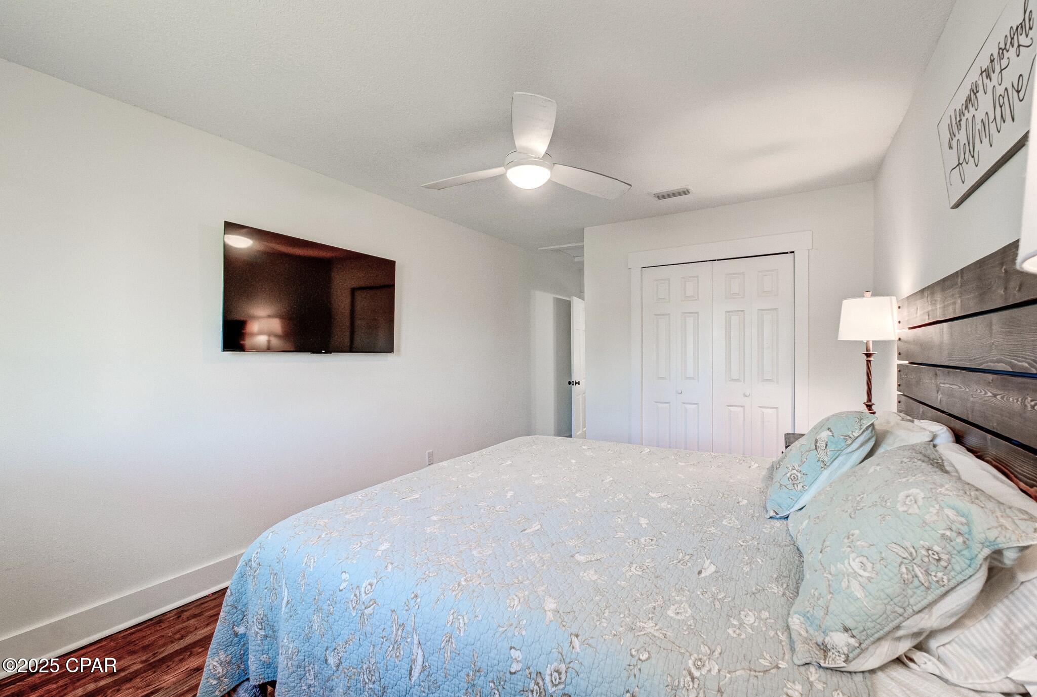 Image 34 For 307 Palo Alto Avenue