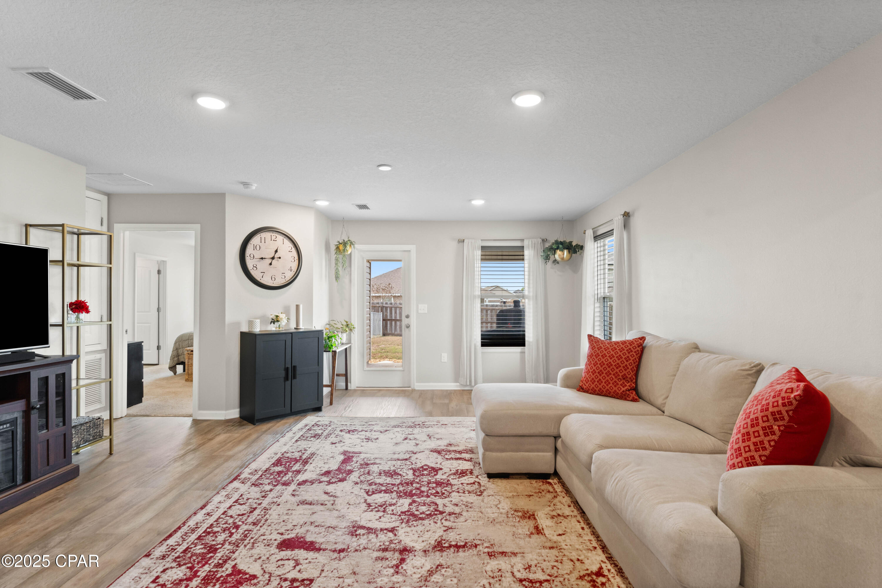 Image 12 For 3215 Lindsey Street