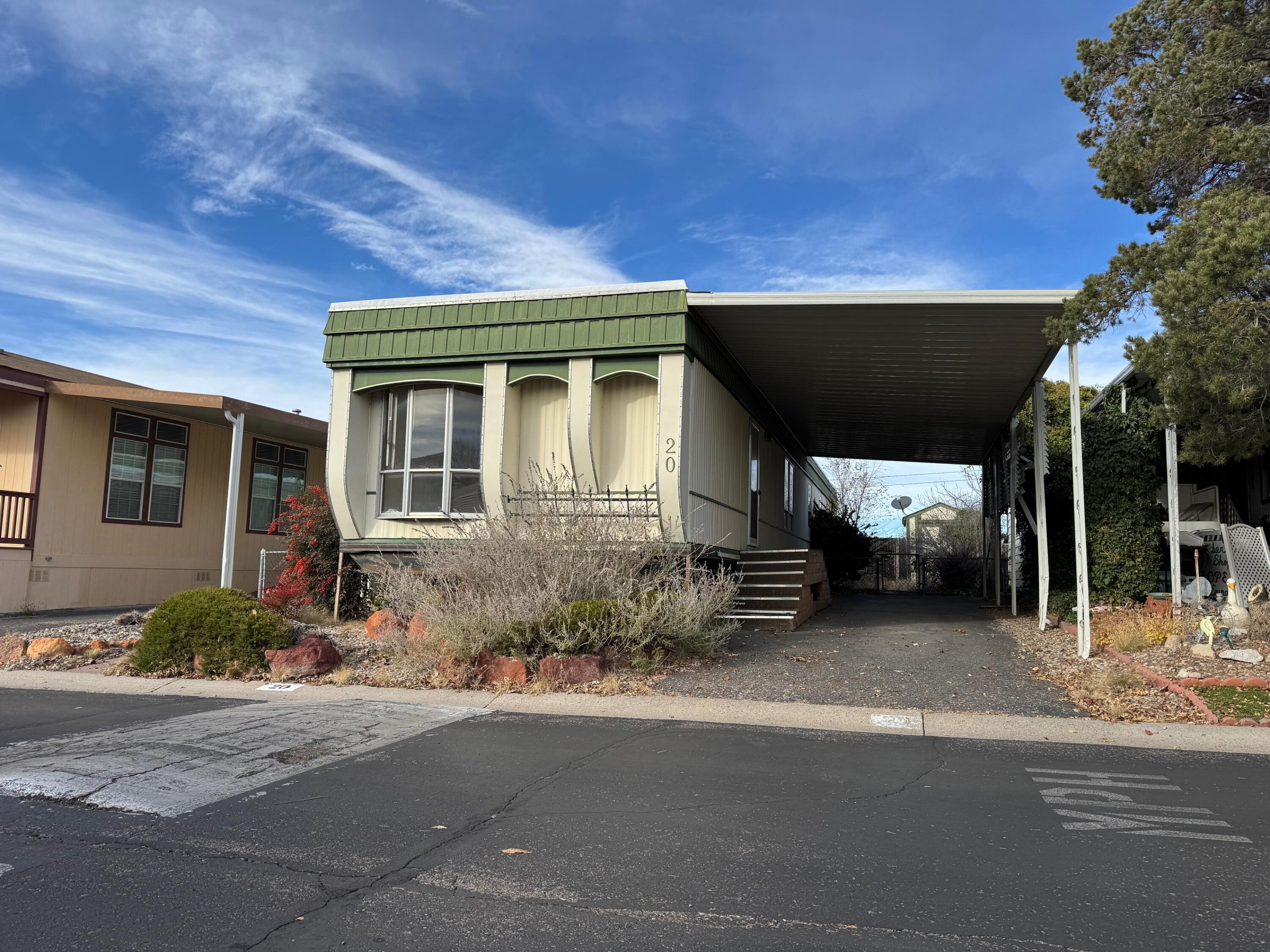 Homes for sale in Albuquerque, NM | 7112 Pan American Ne #20, Albuquerque, NM 87109 | MLS# 1096097