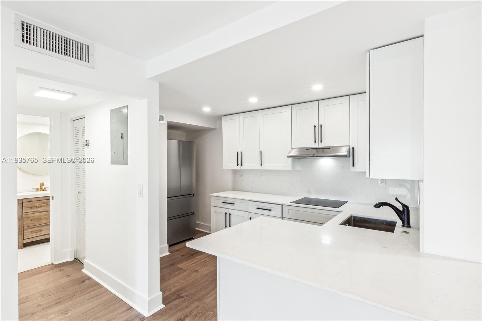 Homes for sale in Miami Beach, FL | 1674 Bay Rd #406, Miami Beach, FL 33139 | MLS# A11935765