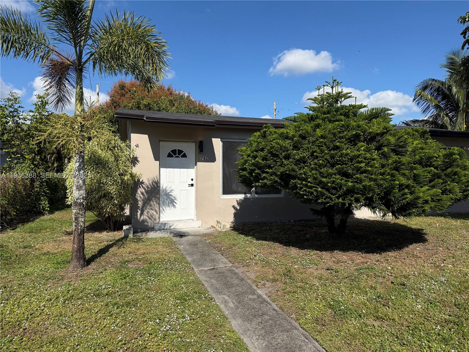 7821 30th St, Davie, Florida 33024