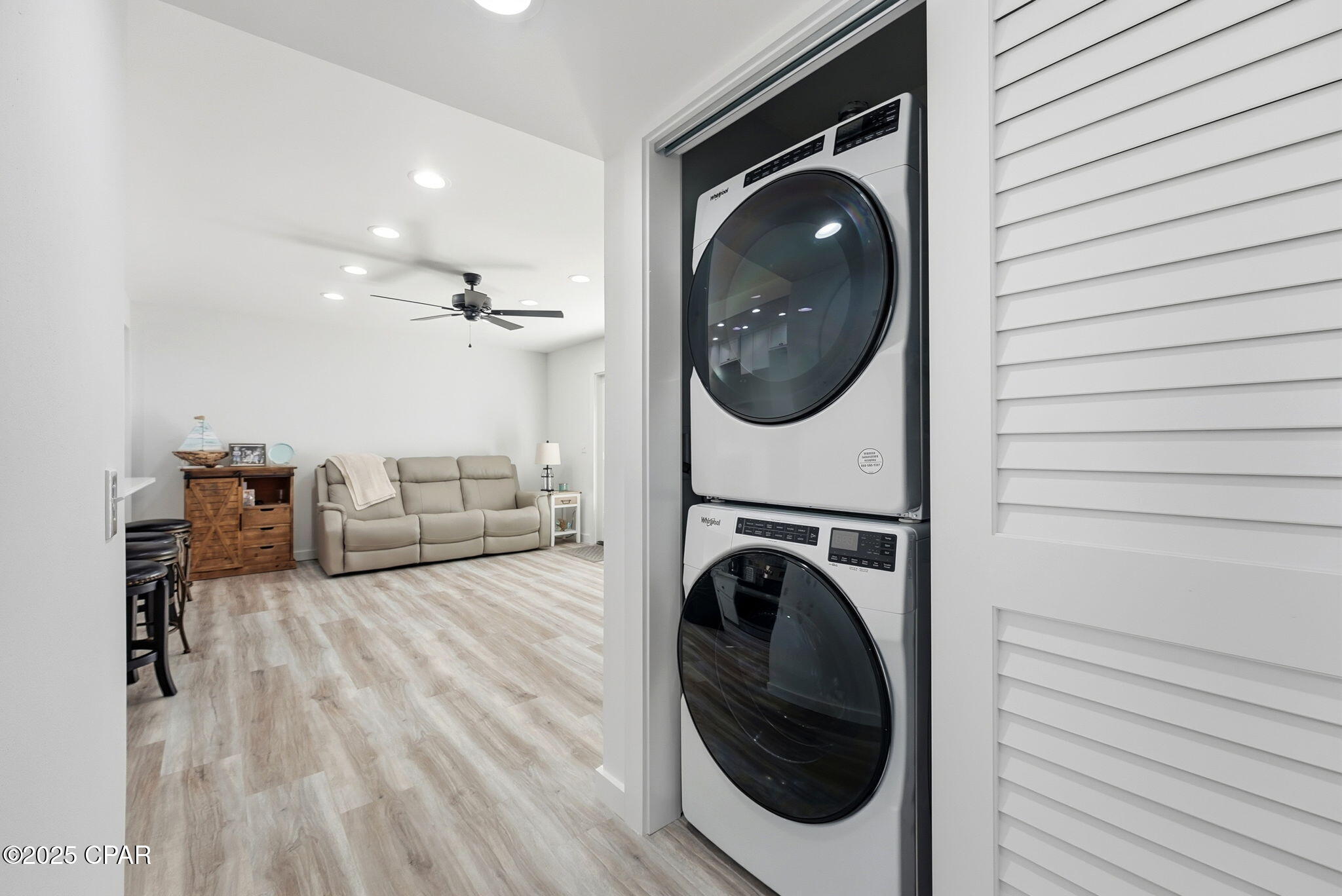 Image 13 For 2100 Beach Drive A102