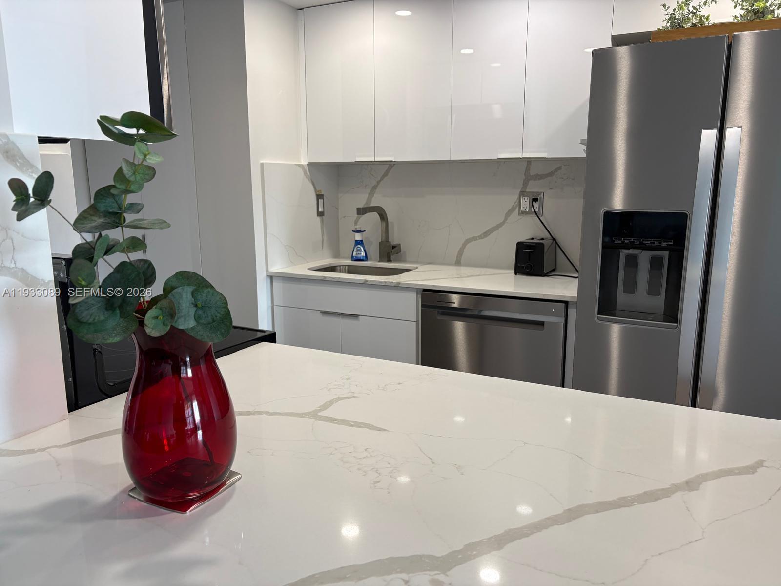 251 174th St Unit 1215, Sunny Isles Beach, Florida 33160